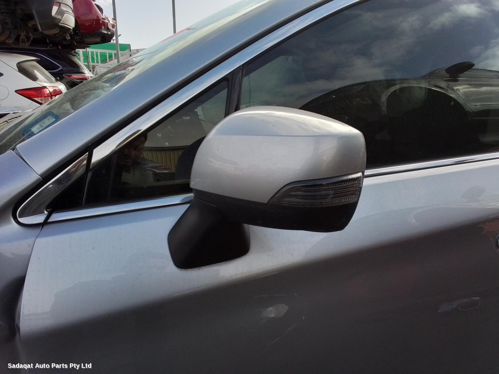 Subaru Liberty Right Door Mirror