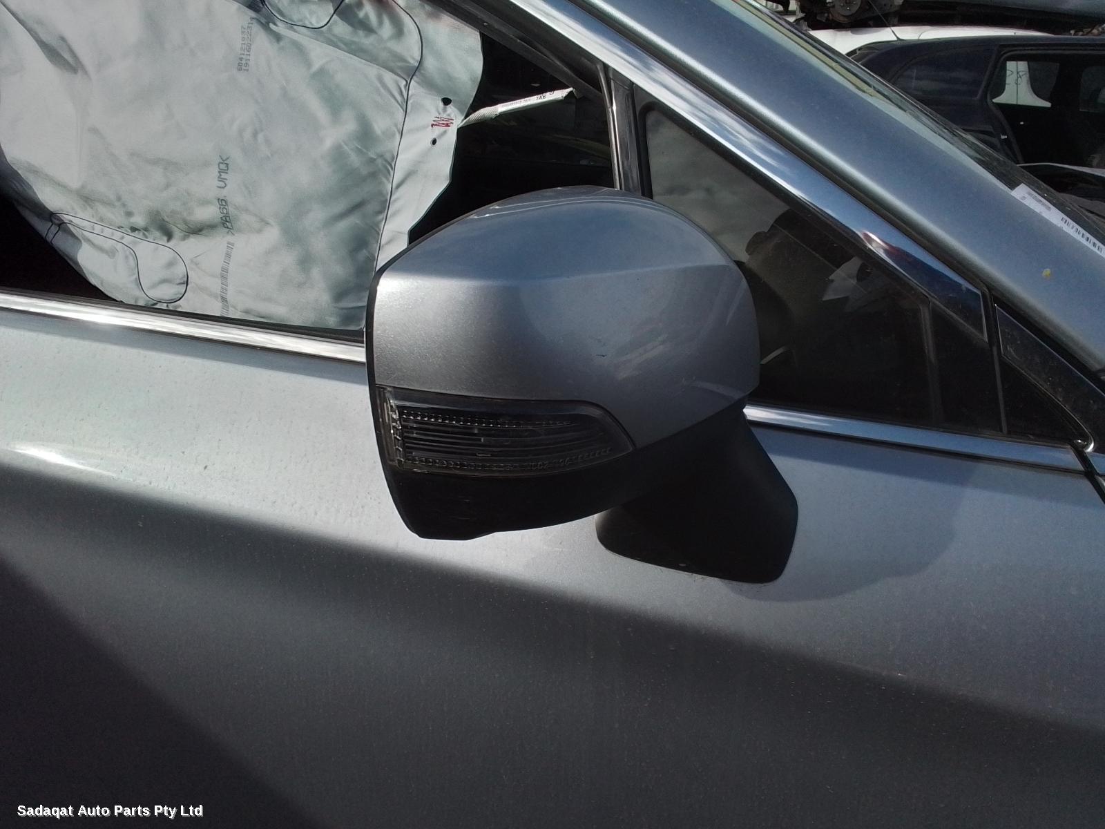 Subaru Liberty Right Door Mirror