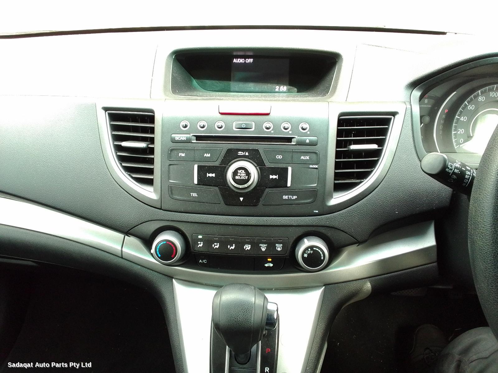 Honda Crv Left Taillight