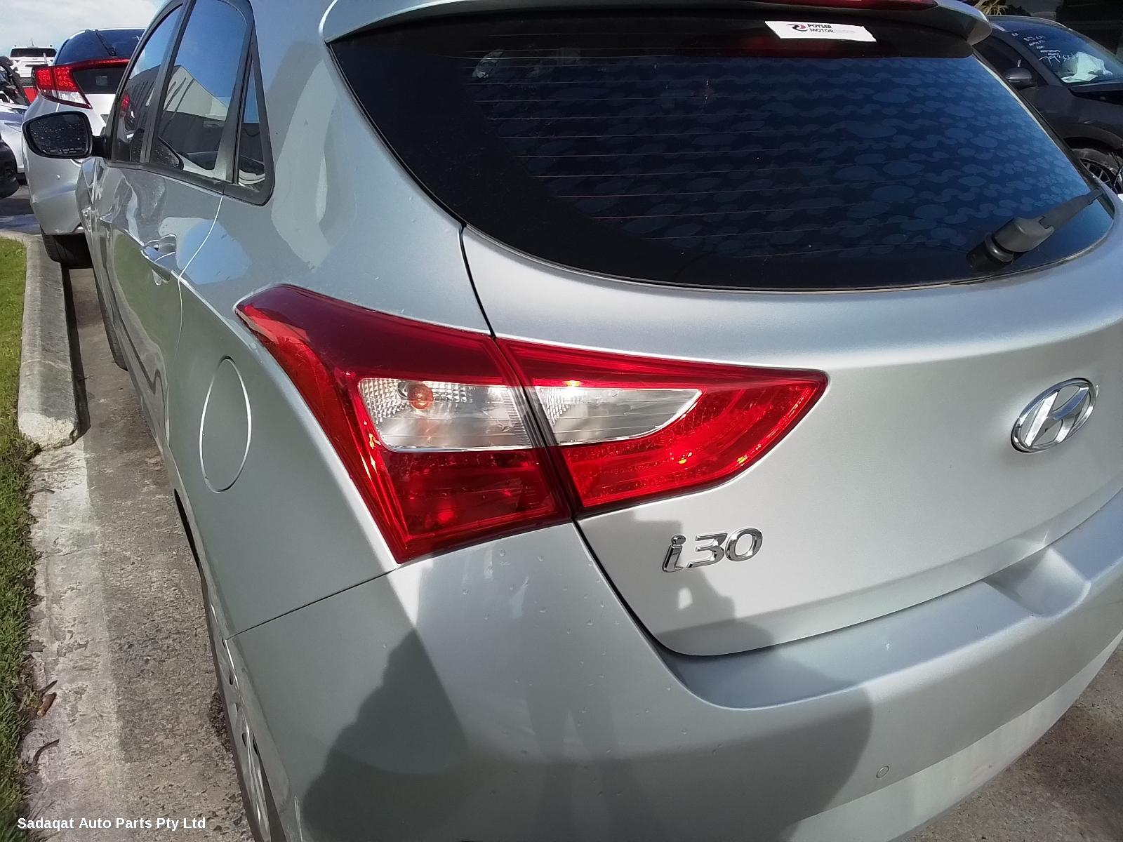 Hyundai I30 Left Taillight