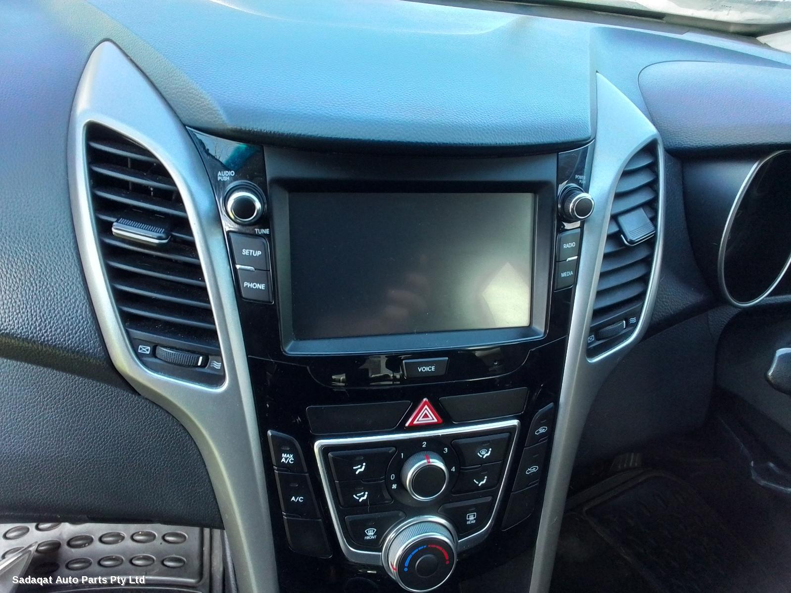 Hyundai I30 Left Taillight