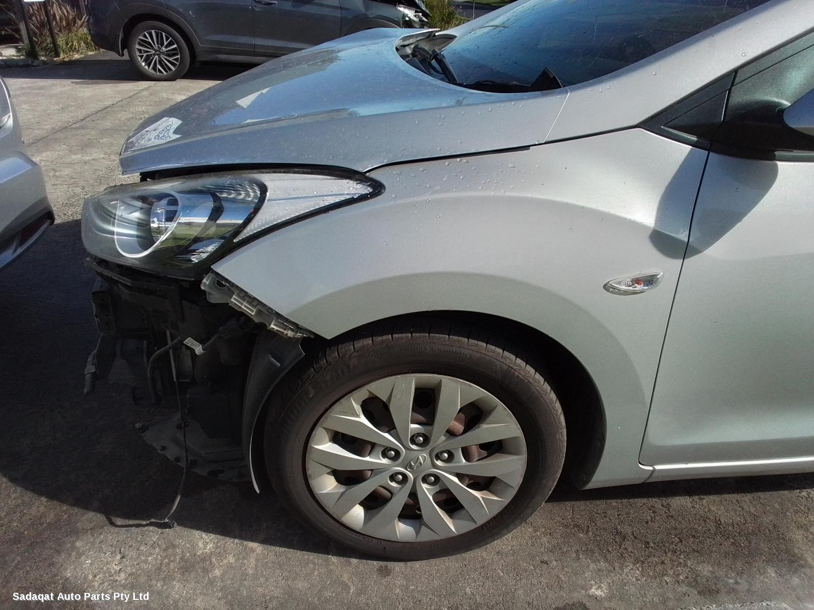 Hyundai I30 Left Taillight