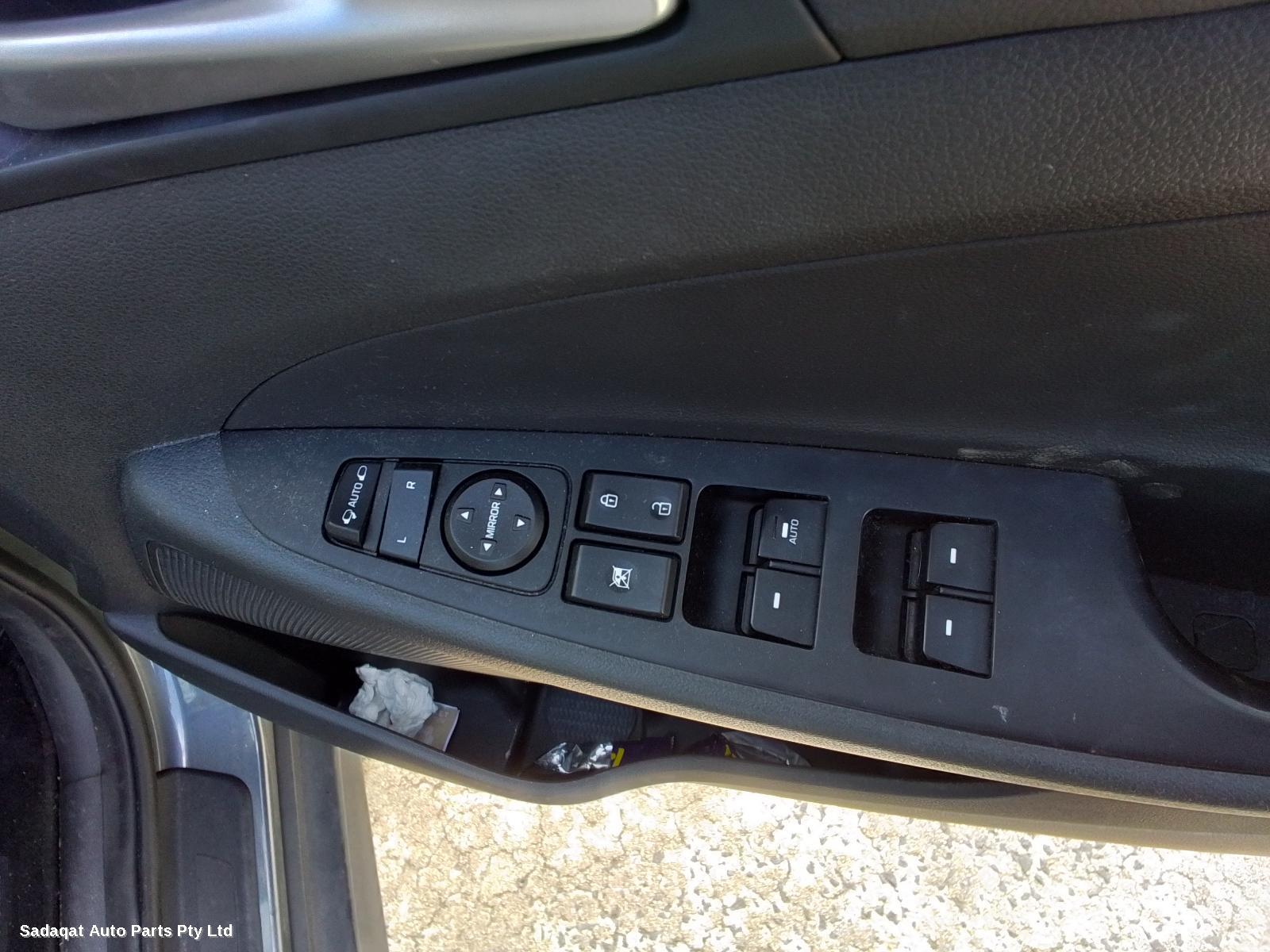 Hyundai Tucson Right Door Mirror