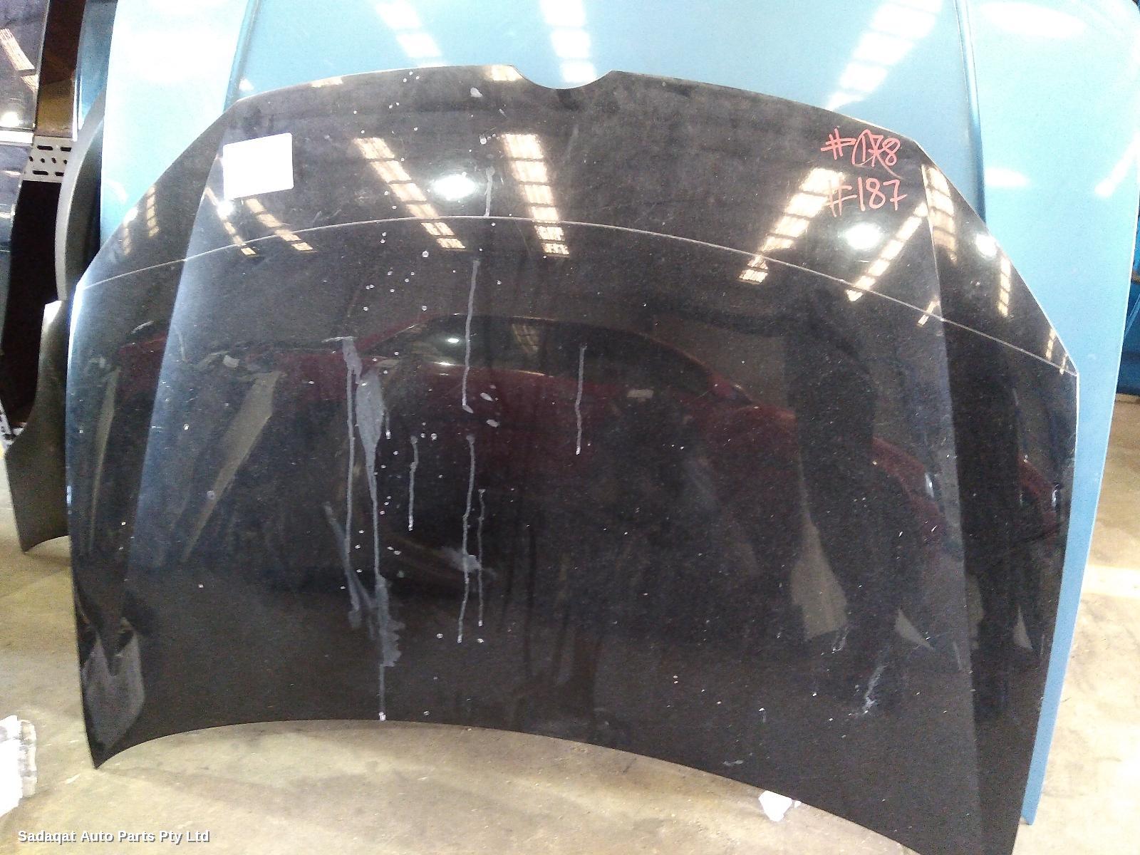 Volkswagen Golf Bonnet