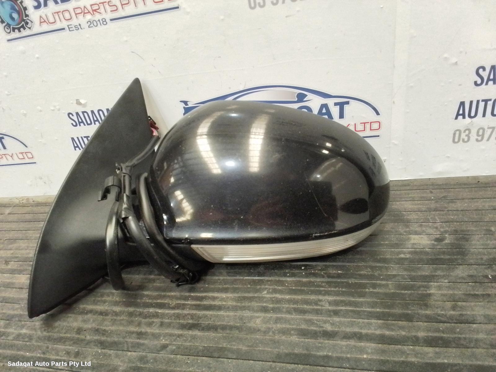 Volkswagen Golf Left Door Mirror