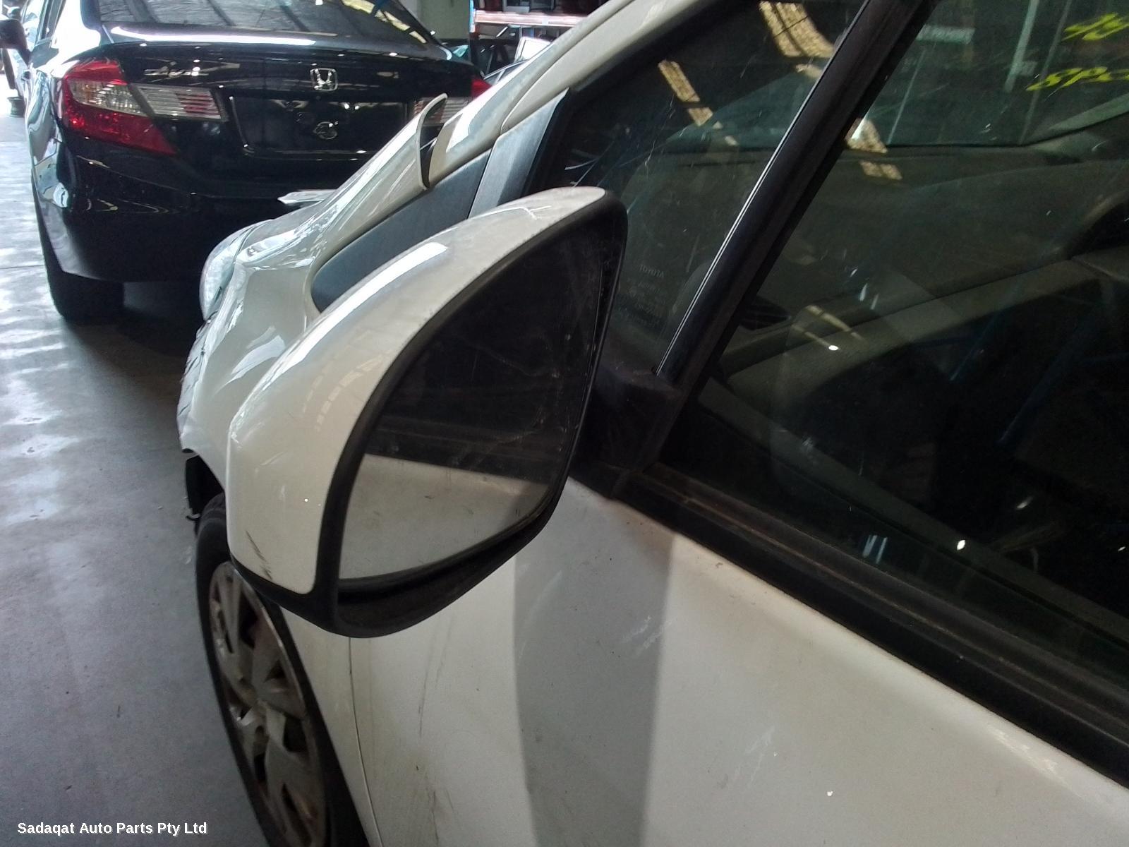 Toyota Yaris Left Taillight