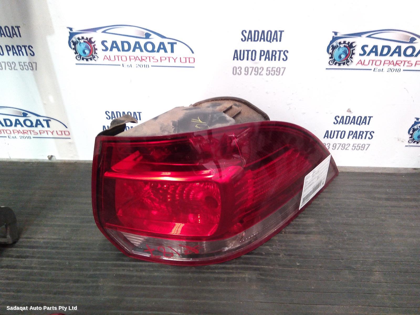 Volkswagen Golf Right Taillight
