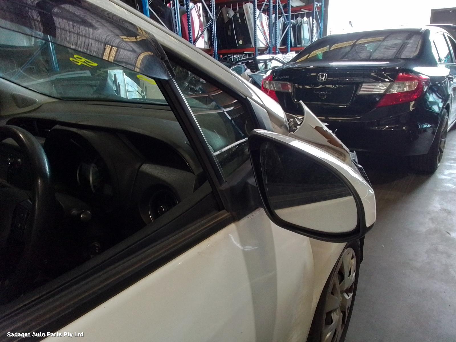 Toyota Yaris Left Taillight