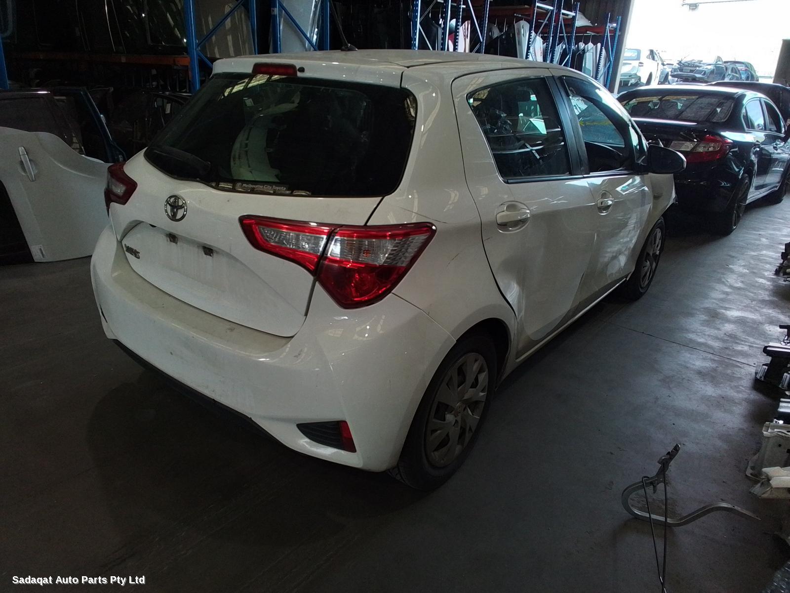 Toyota Yaris Left Taillight