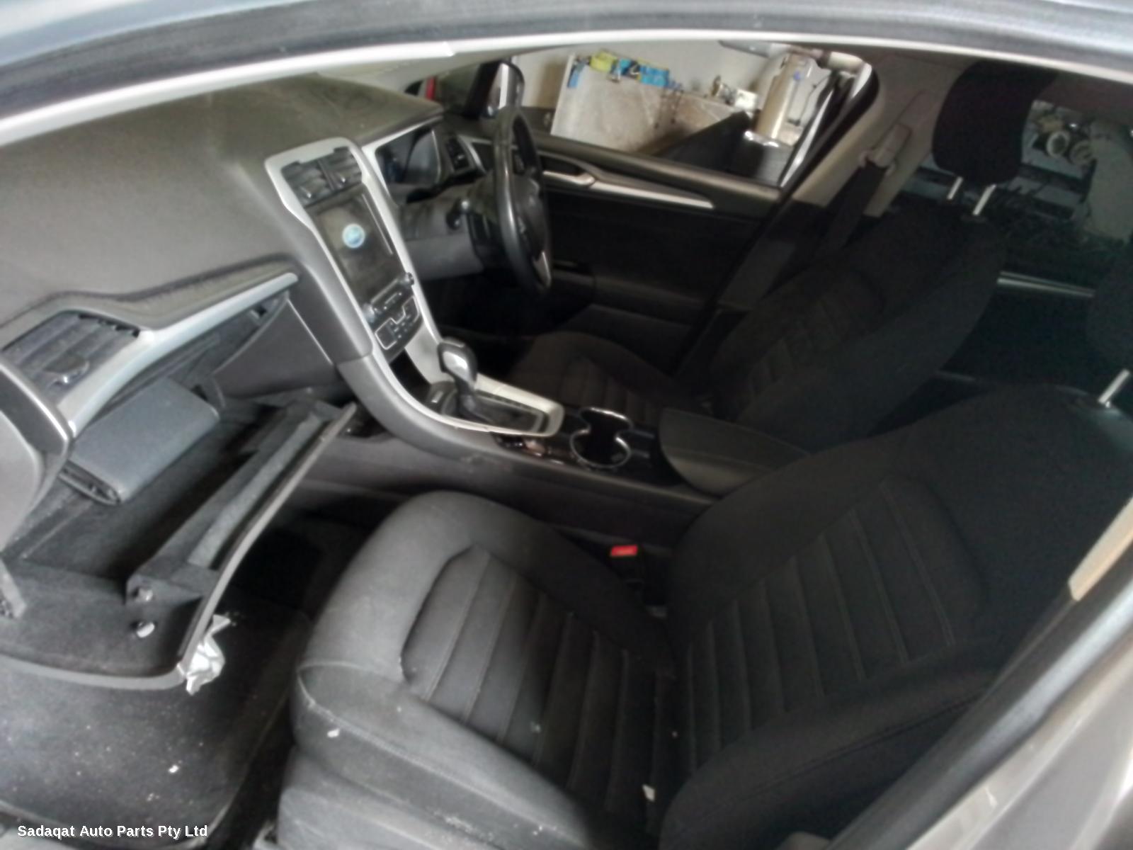 Ford Mondeo Left Taillight