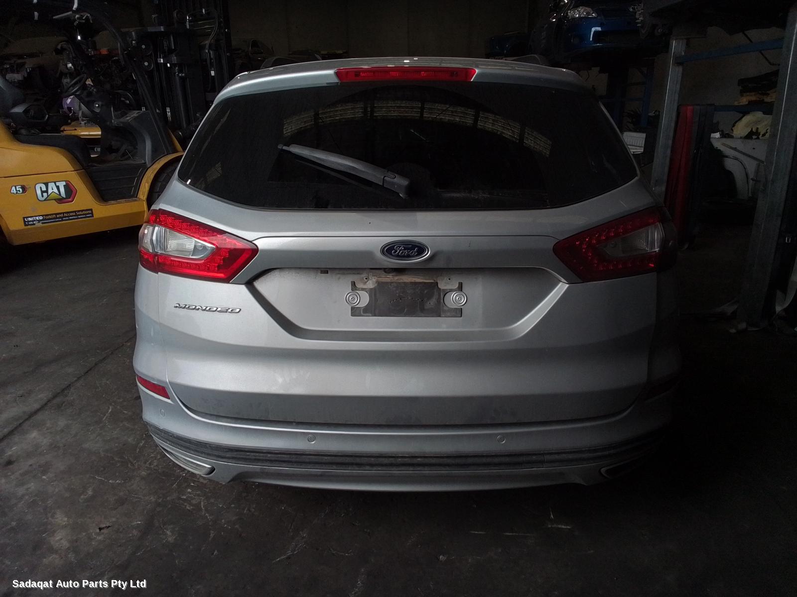 Ford Mondeo Left Taillight