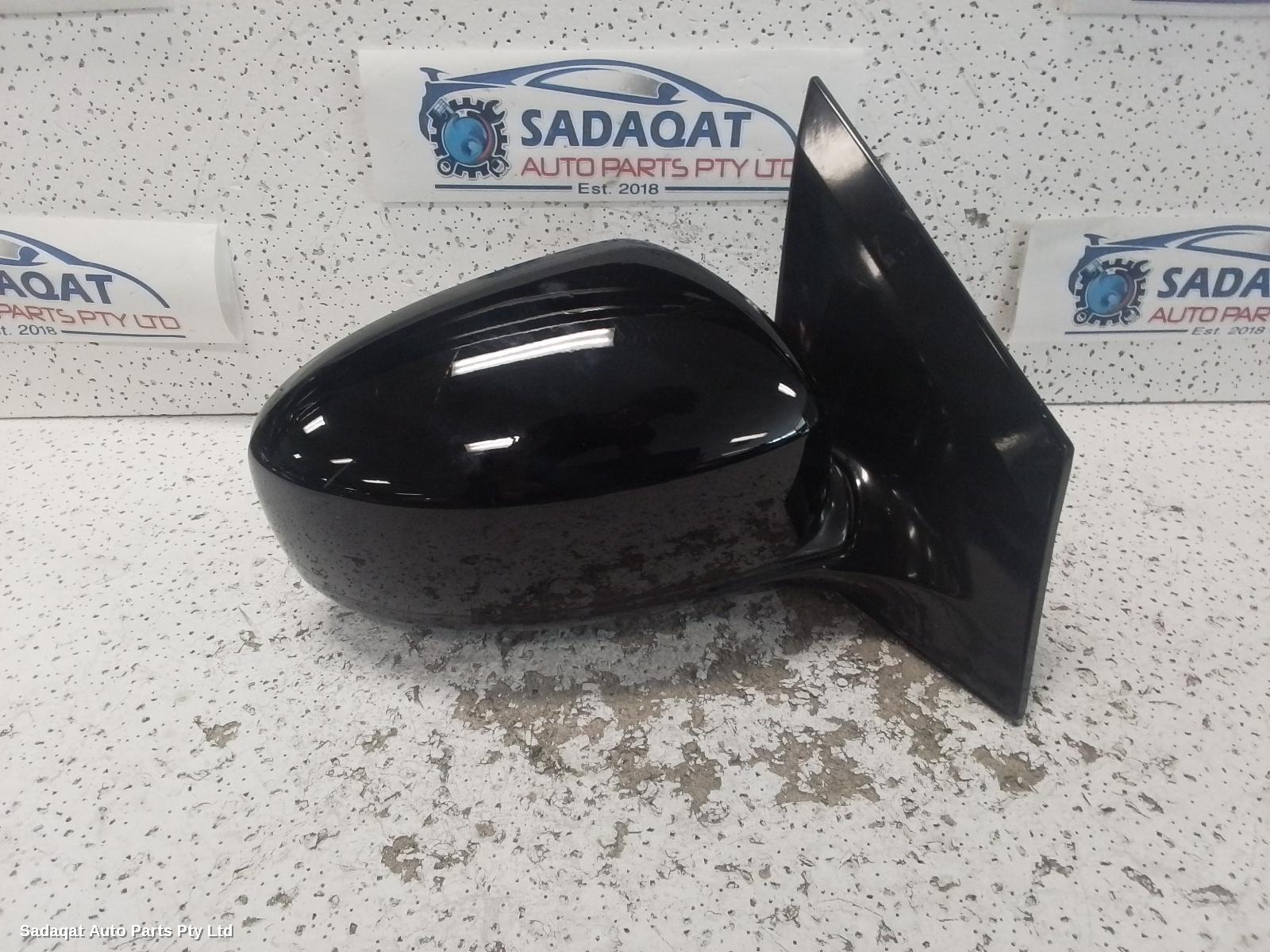 Nissan Murano Right Door Mirror