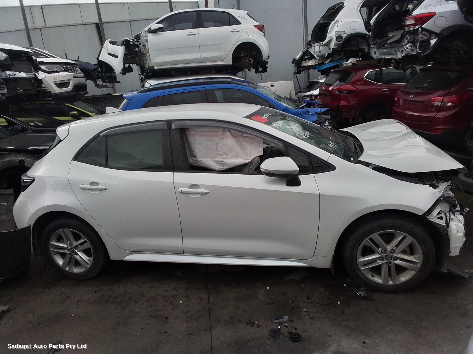 Toyota Corolla Left Taillight