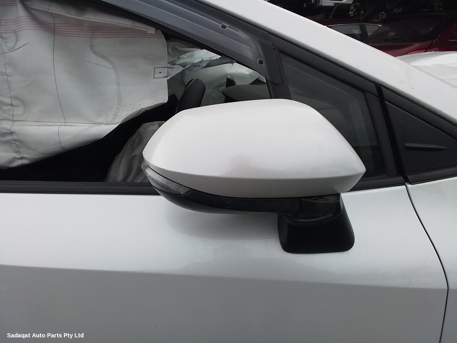 Toyota Corolla Left Taillight