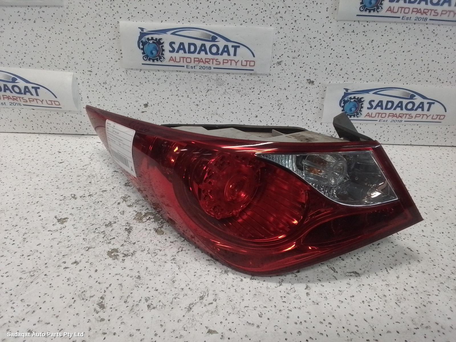 Hyundai I45 Left Taillight