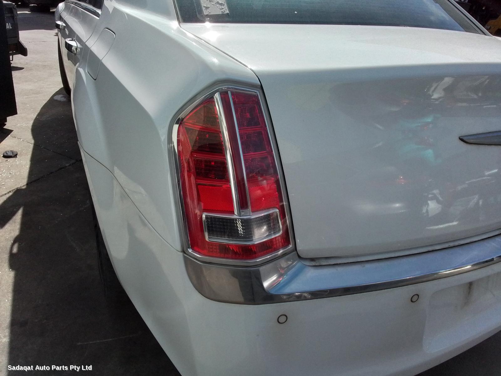 Chrysler 300c Wheel Mag