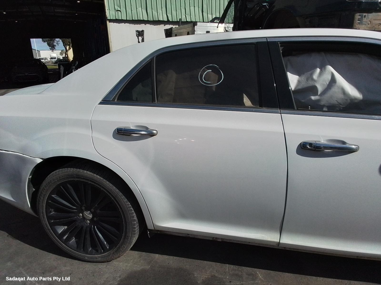 Chrysler 300c Wheel Mag