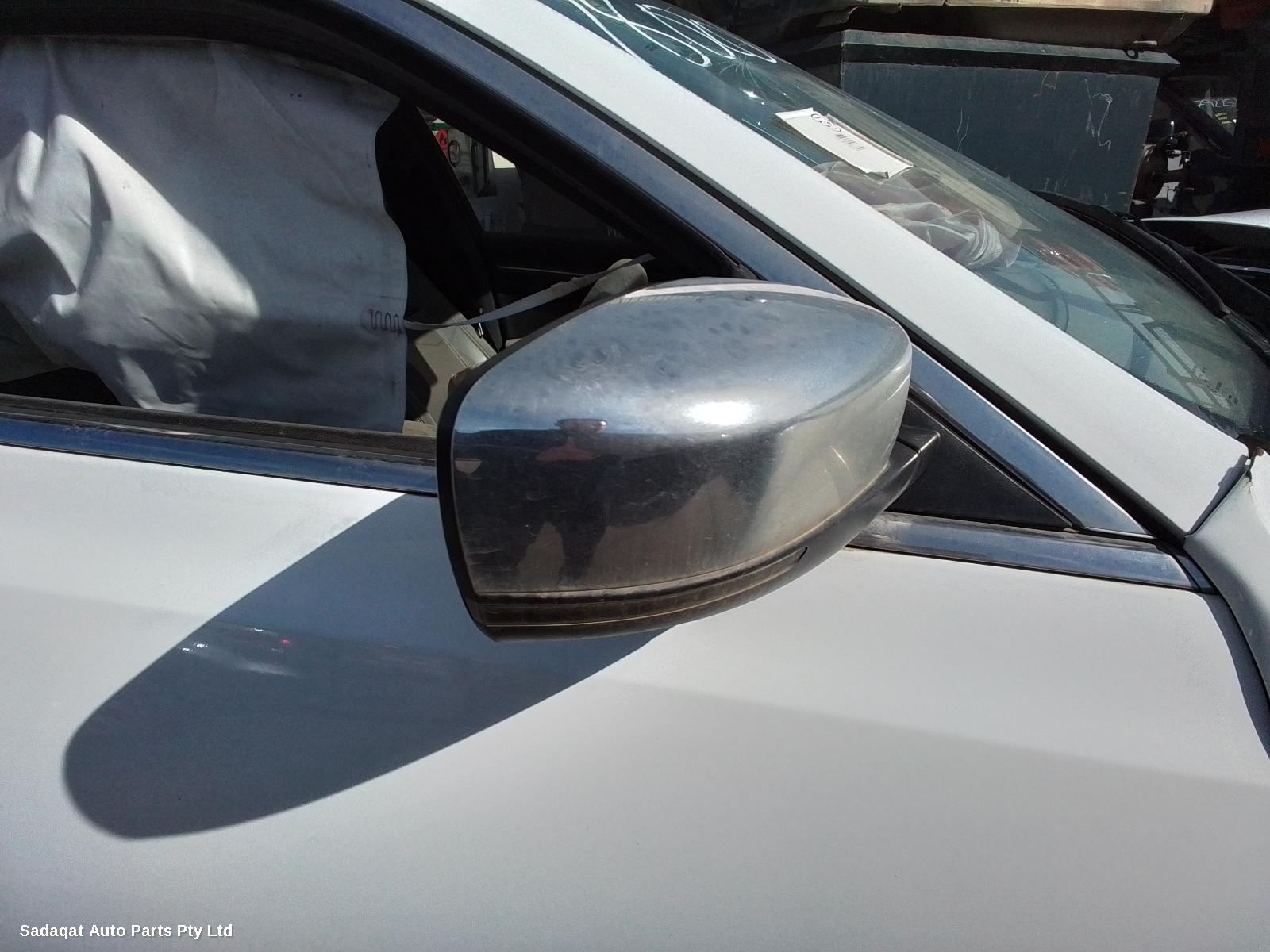 Chrysler 300c Wheel Mag