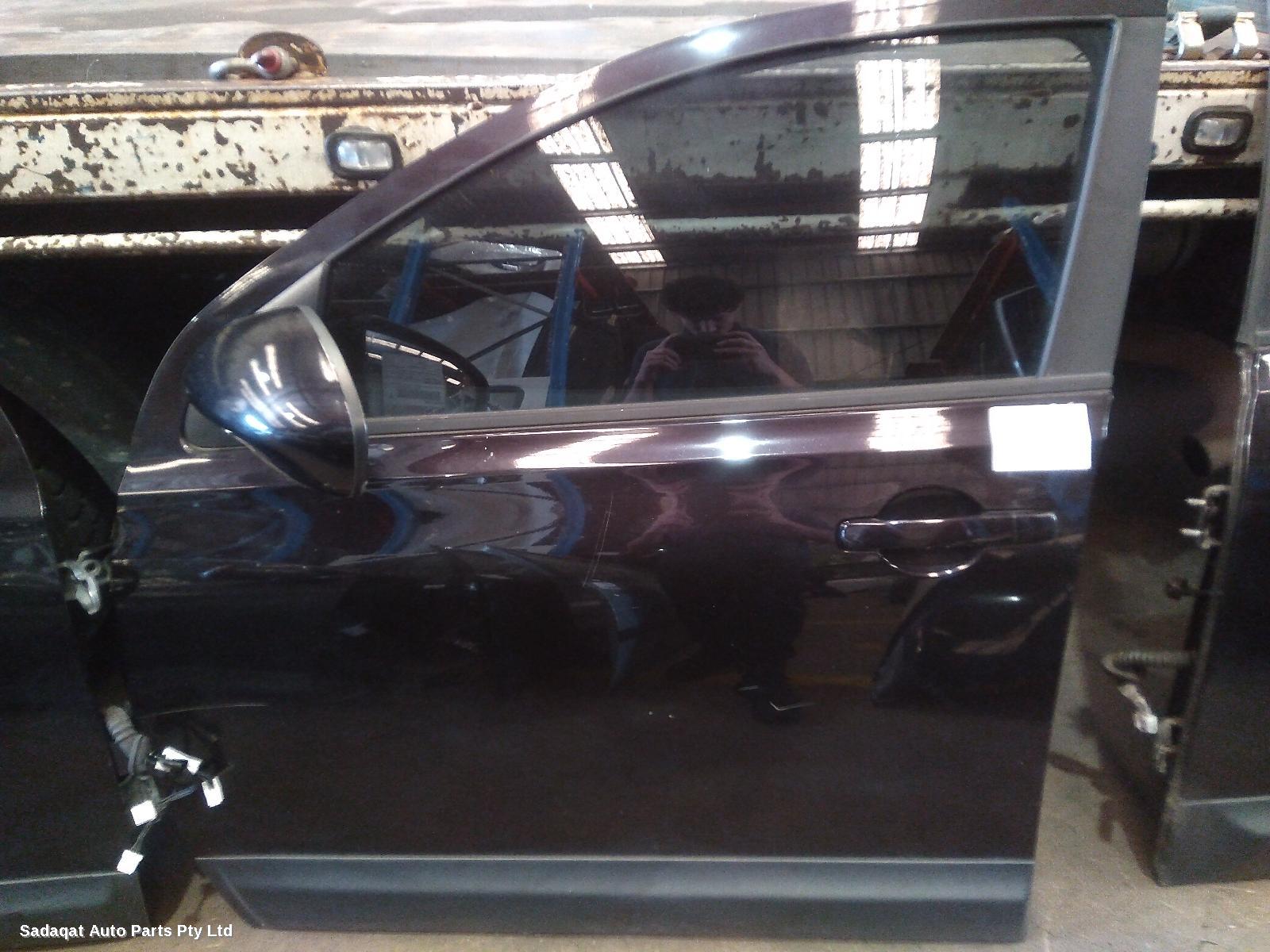 Nissan Dualis Left Front Door