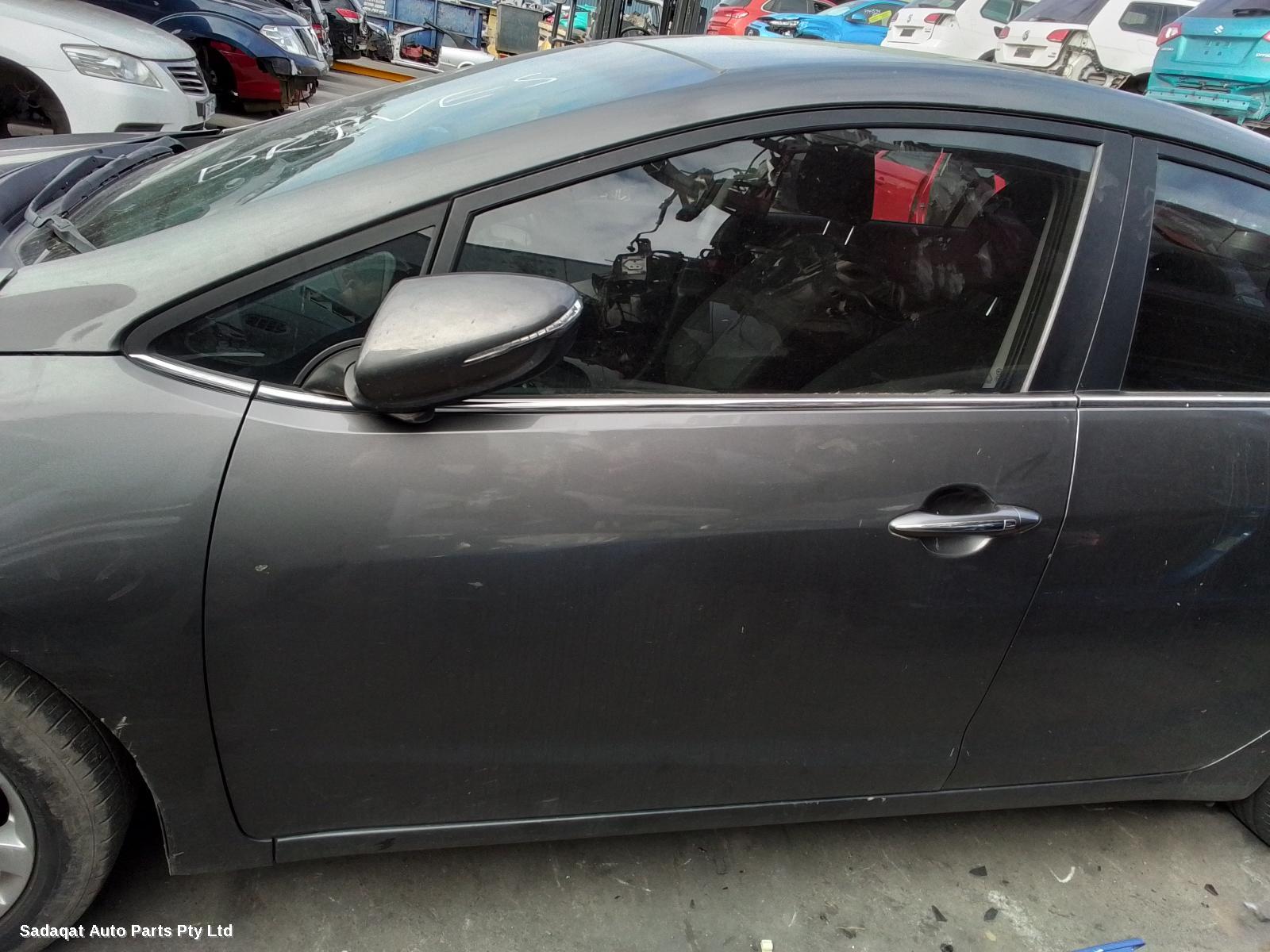 Kia Cerato Left Guard