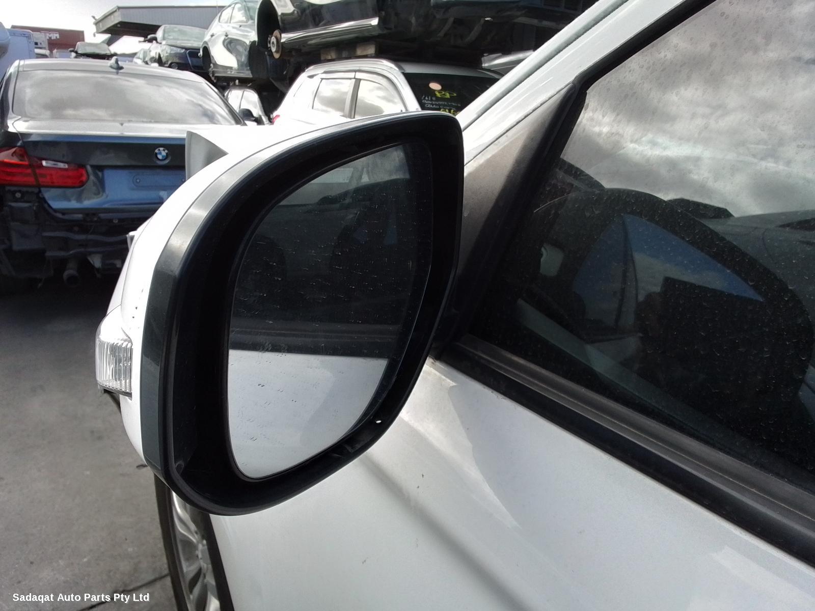 Mitsubishi Outlander Right Front Door