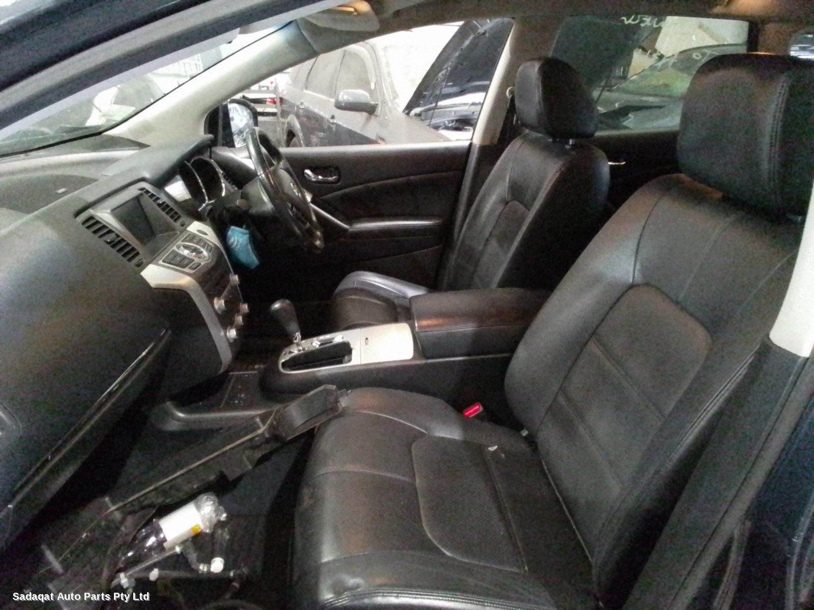 Nissan Murano Right Door Mirror