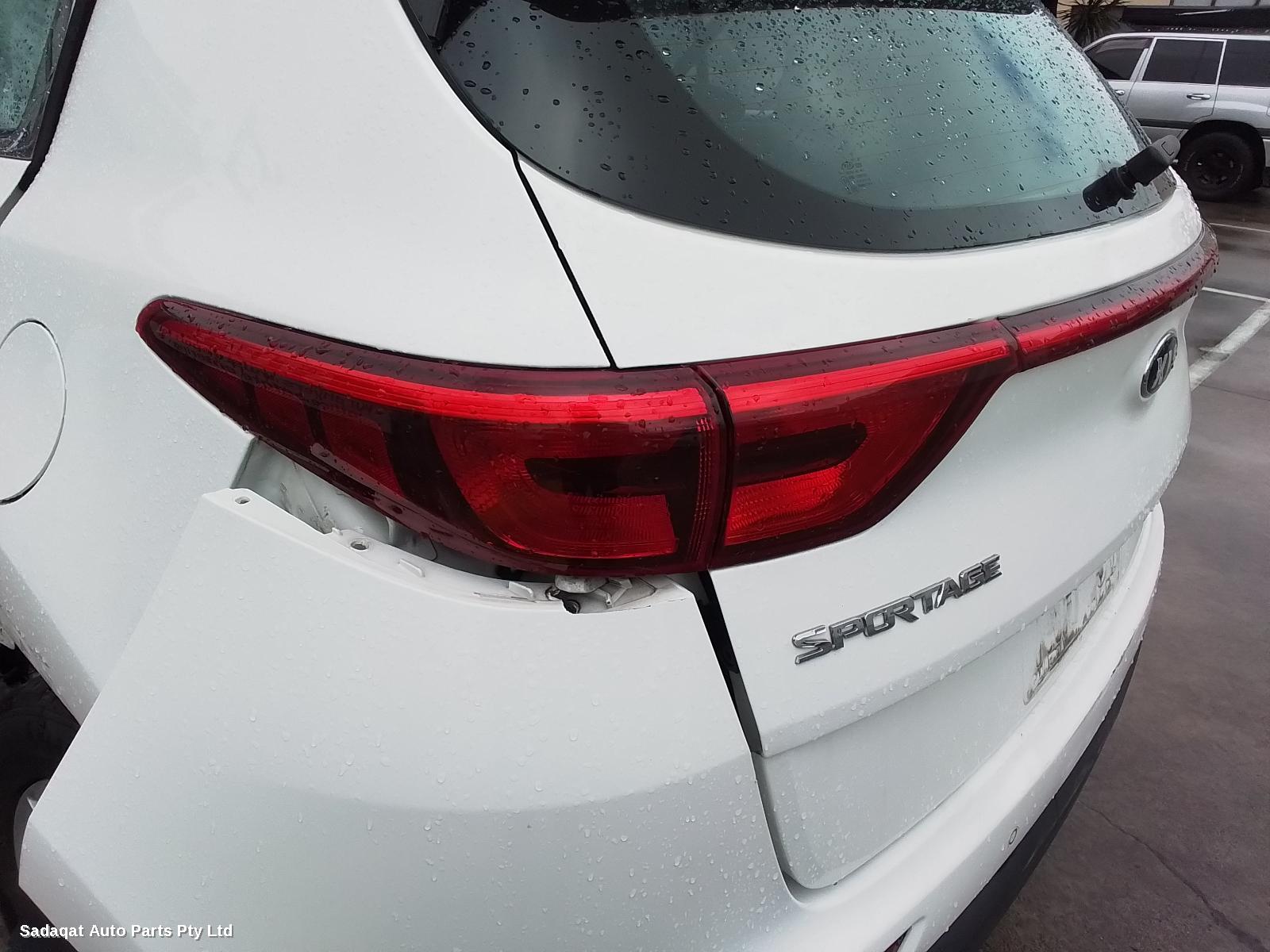 Kia Sportage Left Rear Hub Assembly