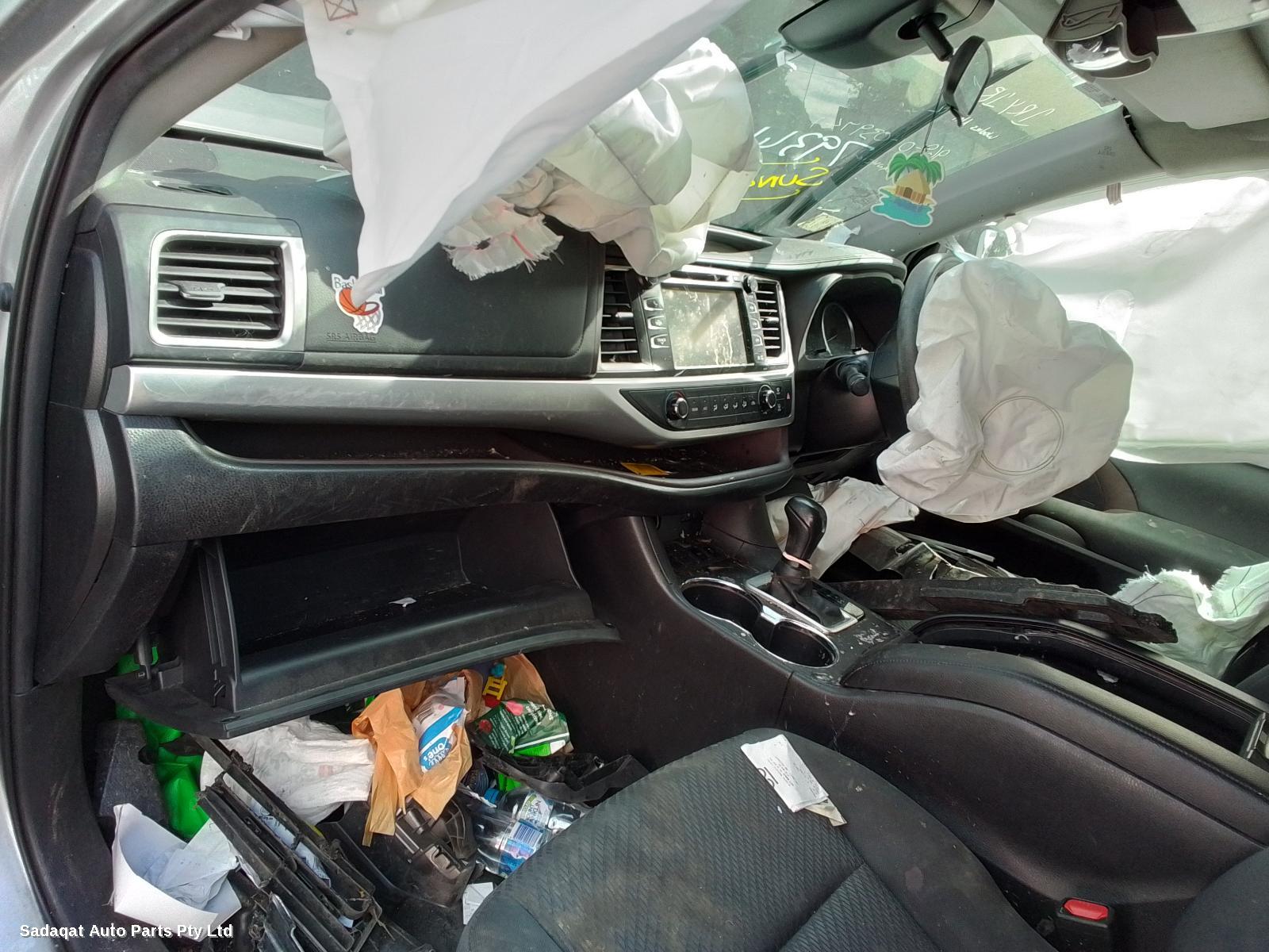 Toyota Kluger Left Door Mirror