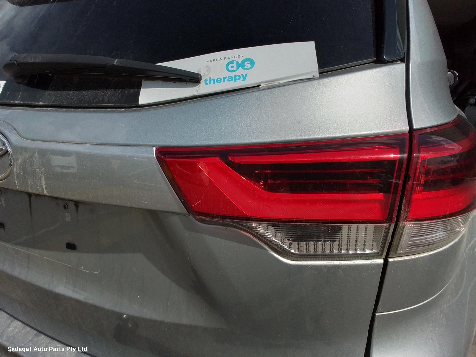 Toyota Kluger Left Door Mirror