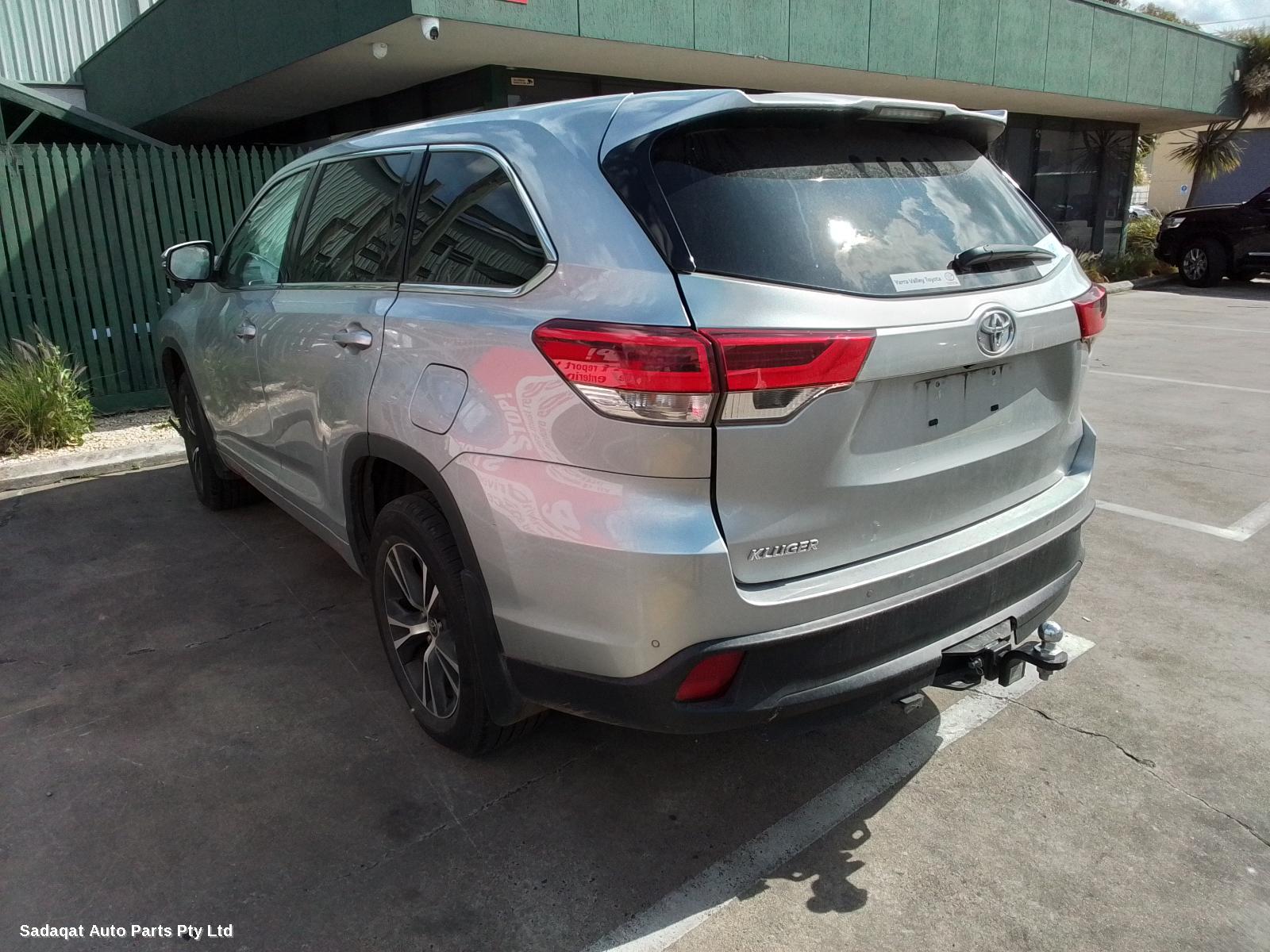 Toyota Kluger Left Door Mirror