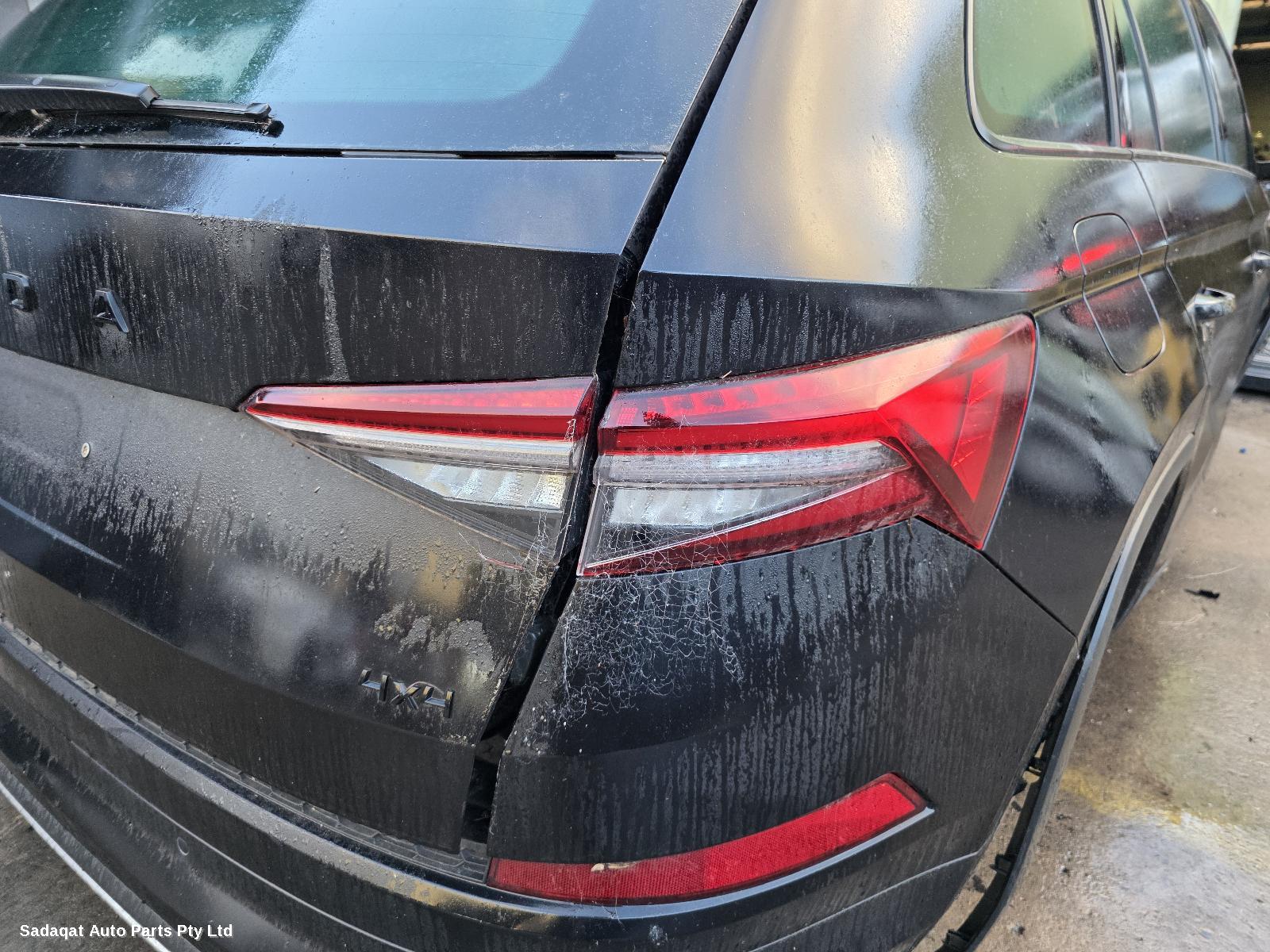 Toyota Corolla Right Taillight