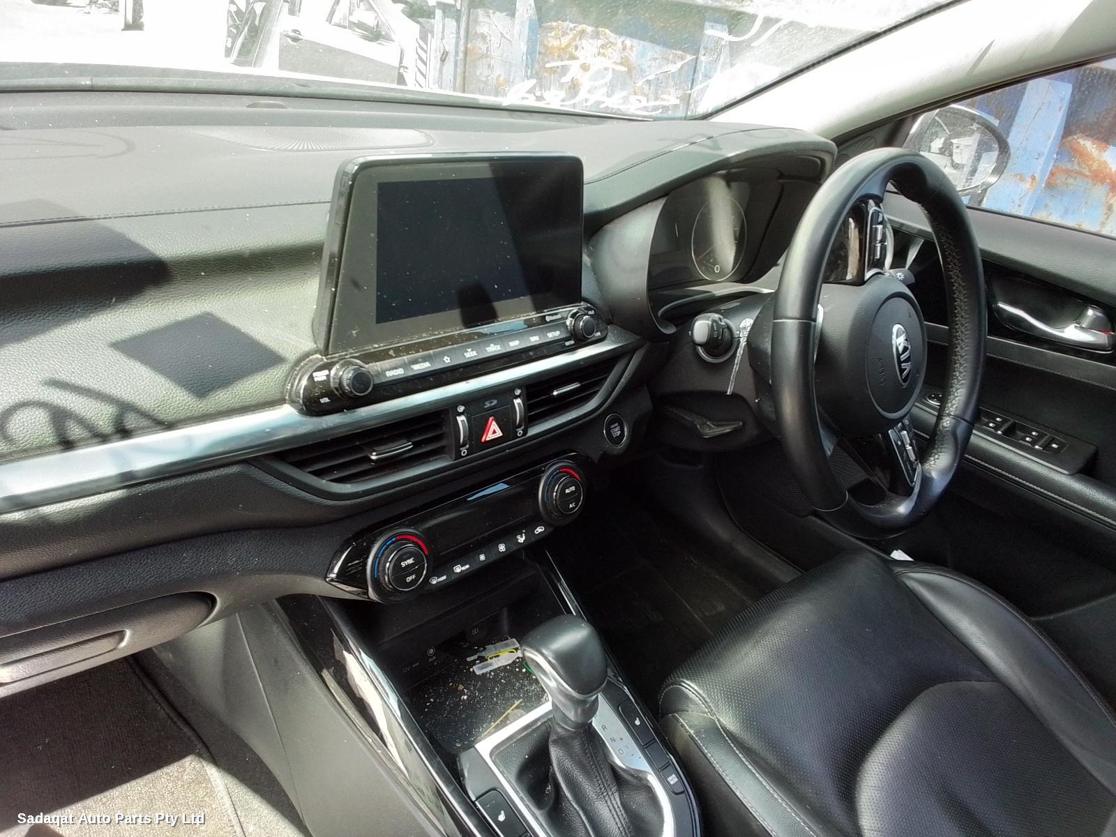 Kia Cerato Right Door Mirror