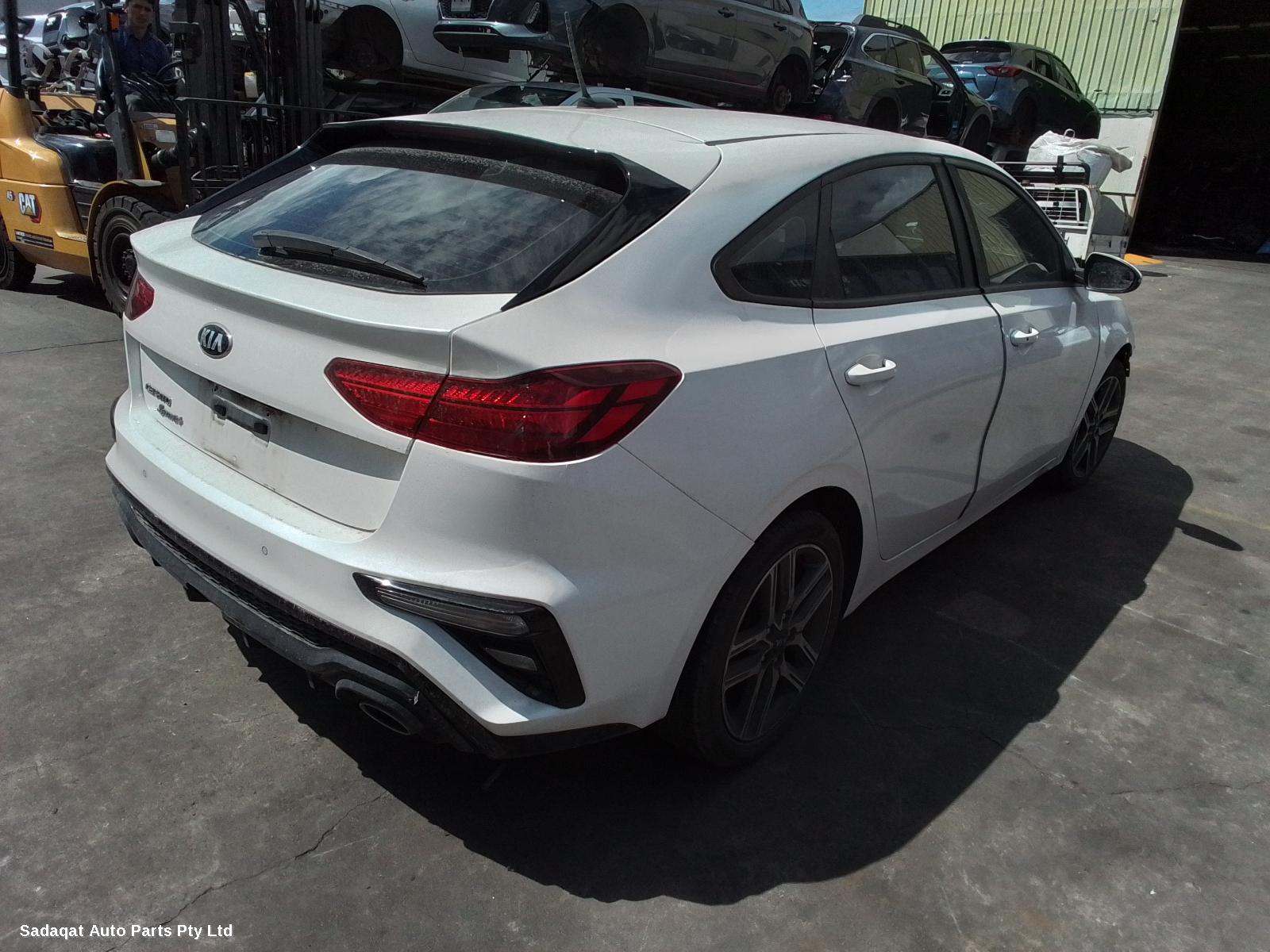 Kia Cerato Right Door Mirror