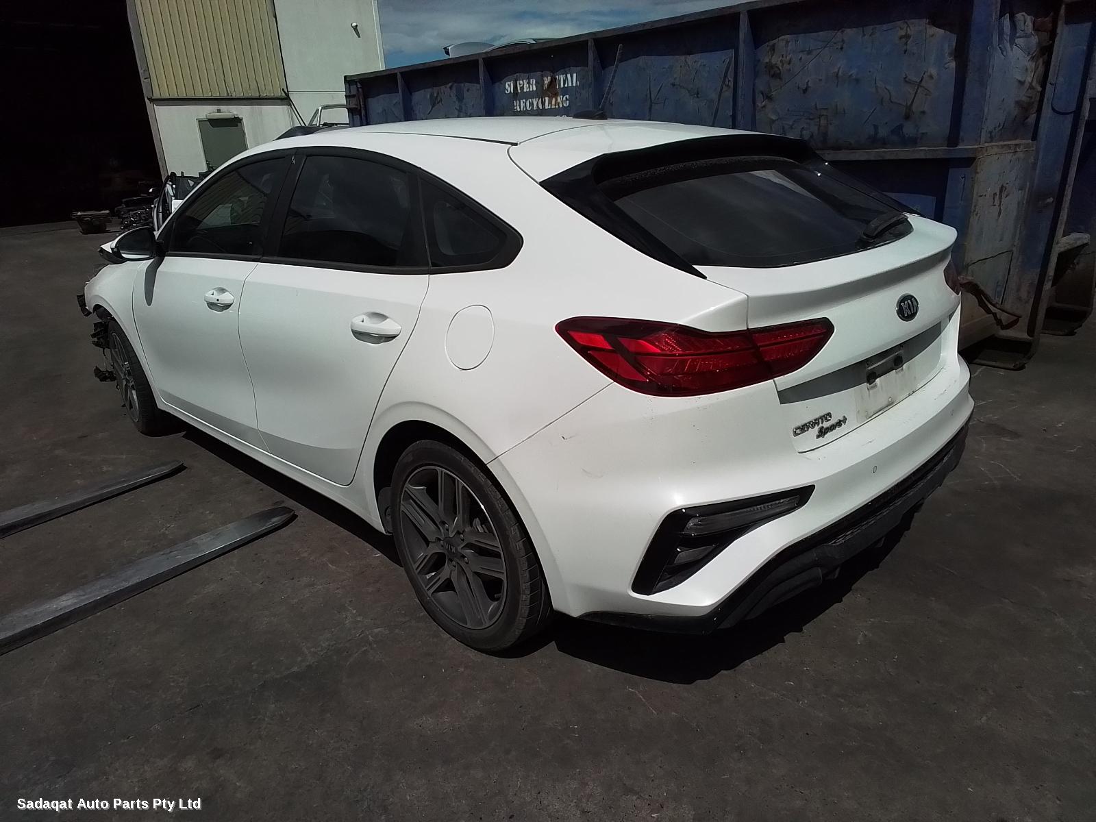 Kia Cerato Right Door Mirror