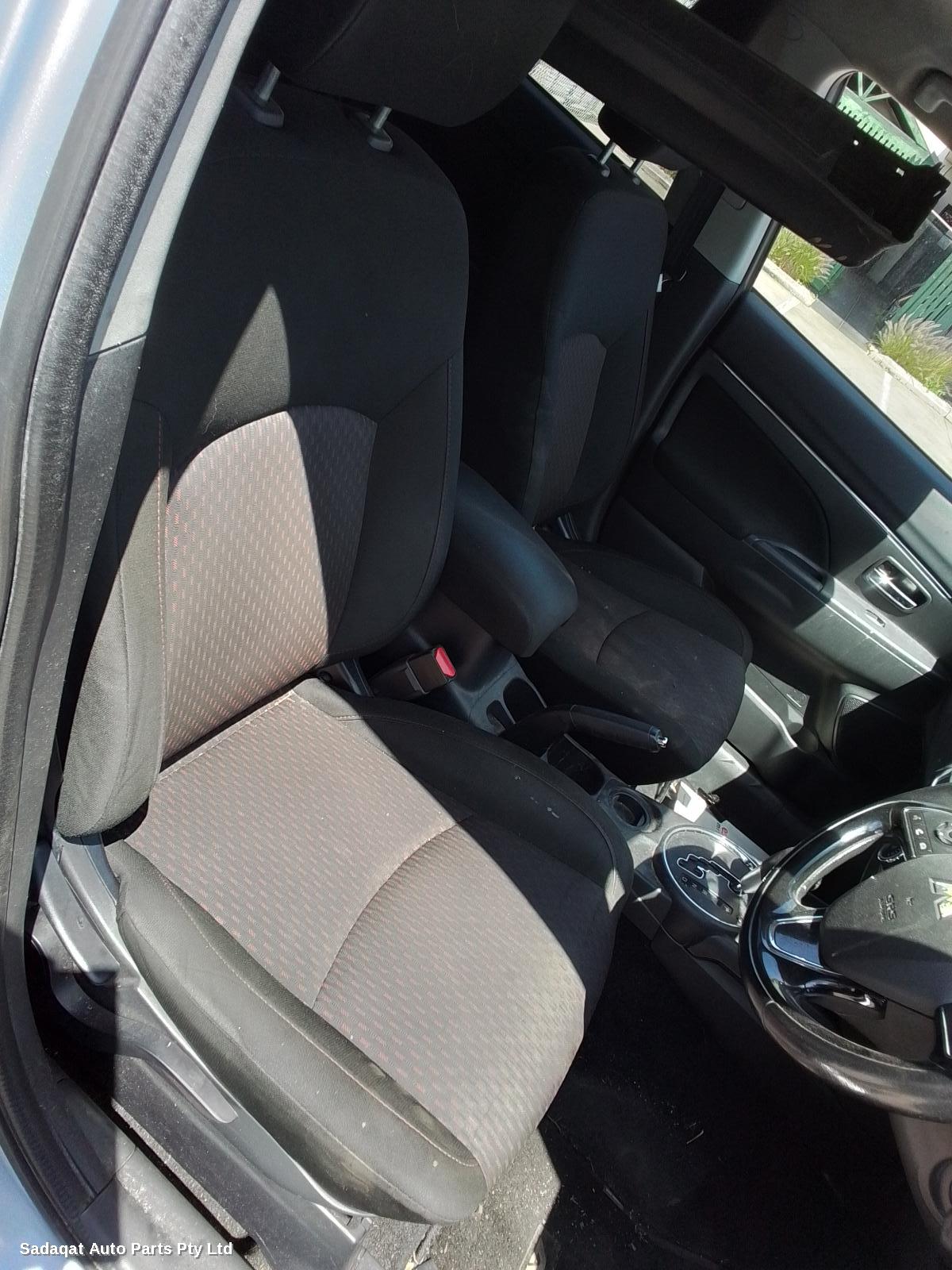 Mitsubishi Asx Left Rear Hub Assembly