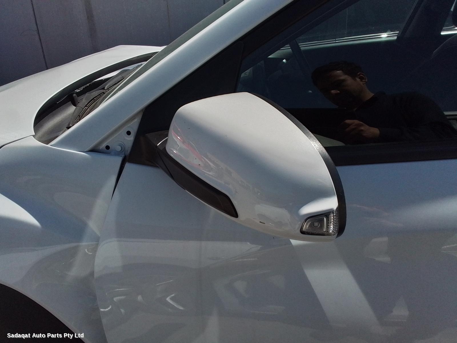 Hyundai Kona Right Guard Liner