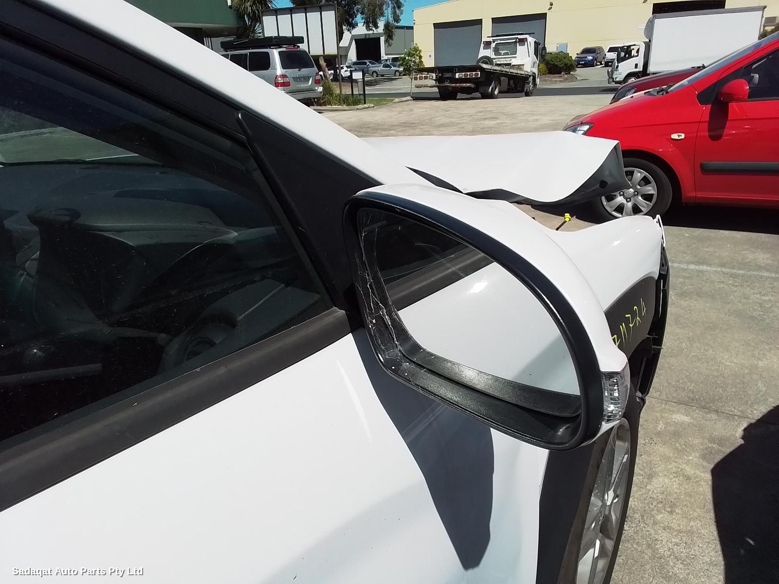 Hyundai Kona Right Guard Liner