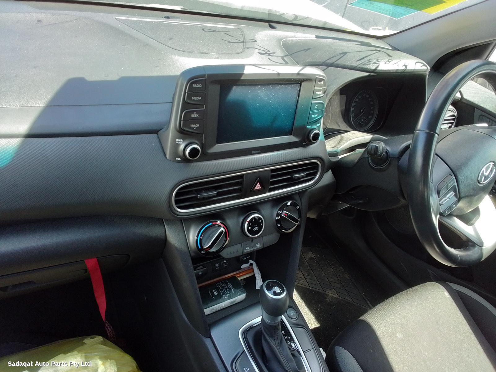 Hyundai Kona Right Guard Liner