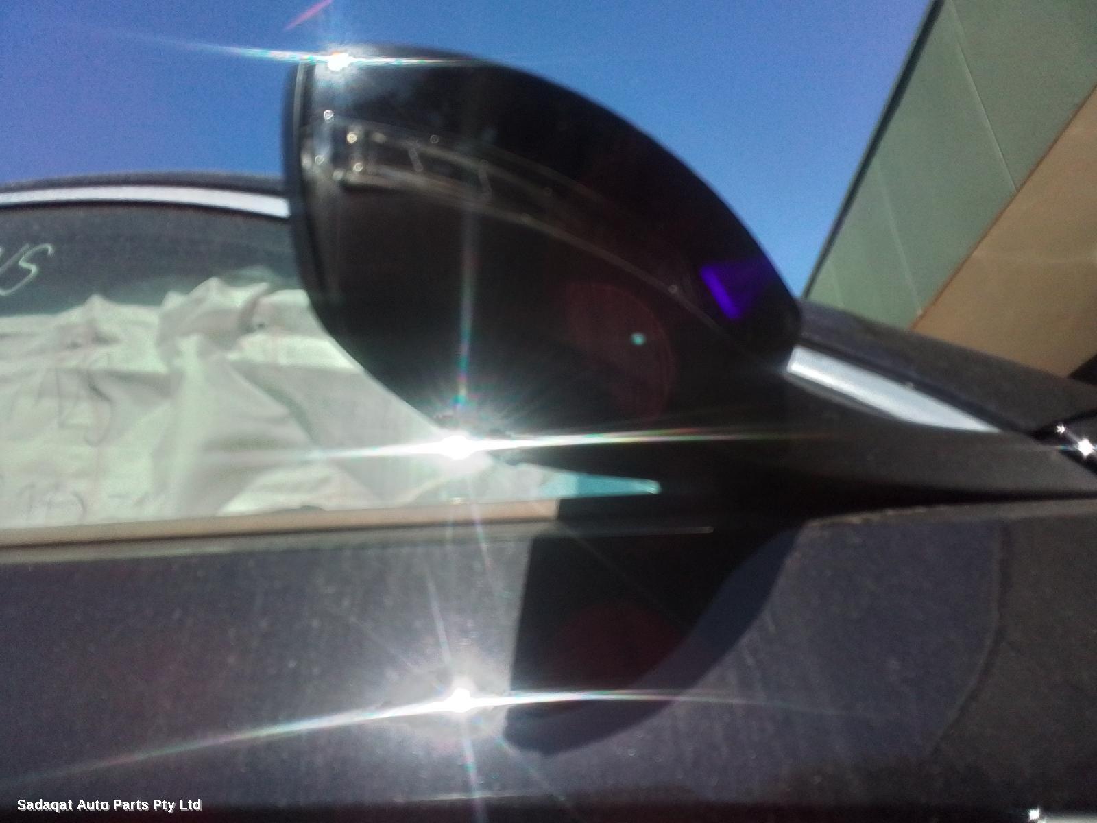 Volkswagen T-roc Antenna