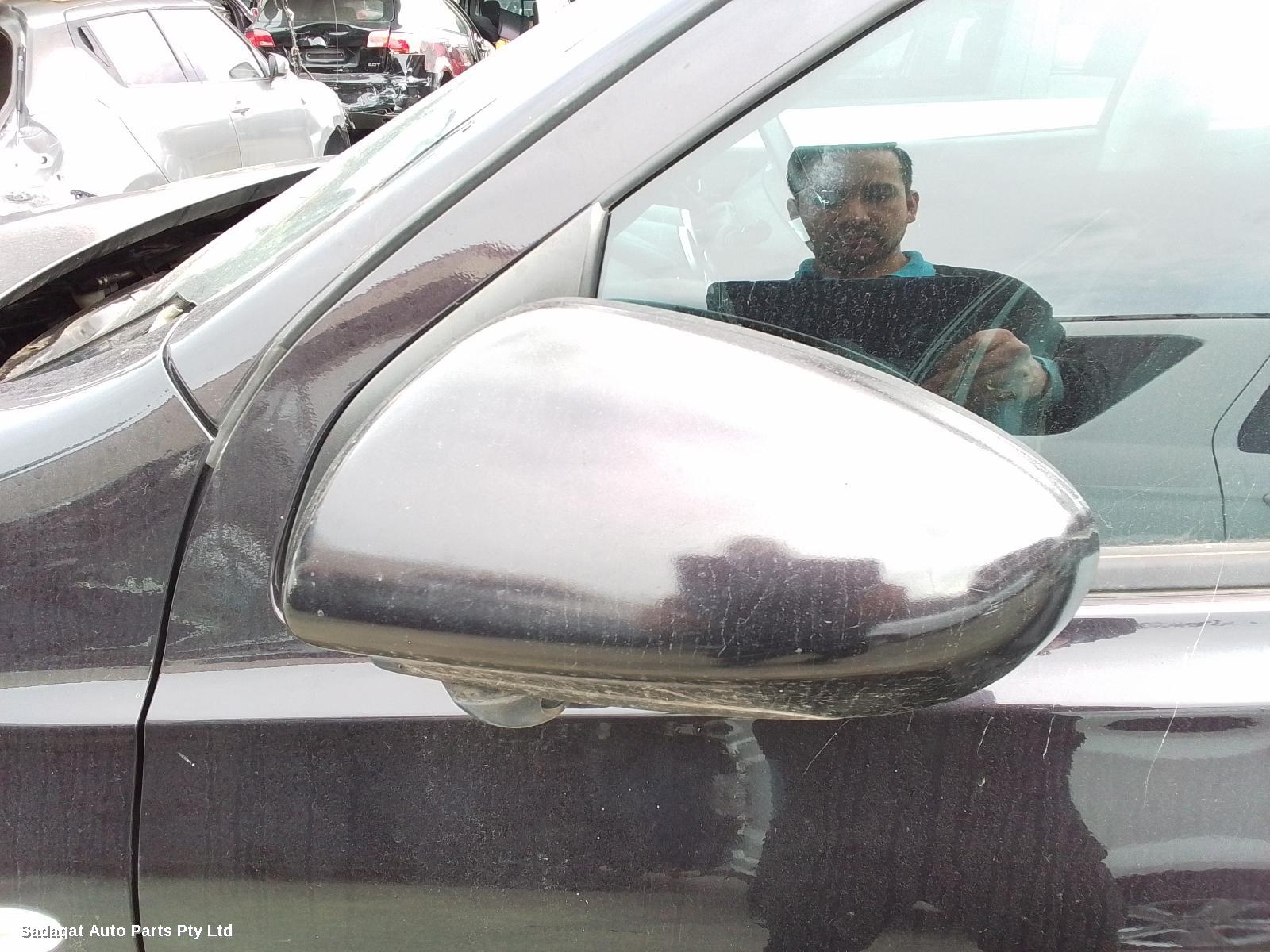 Nissan Dualis Right Front Door