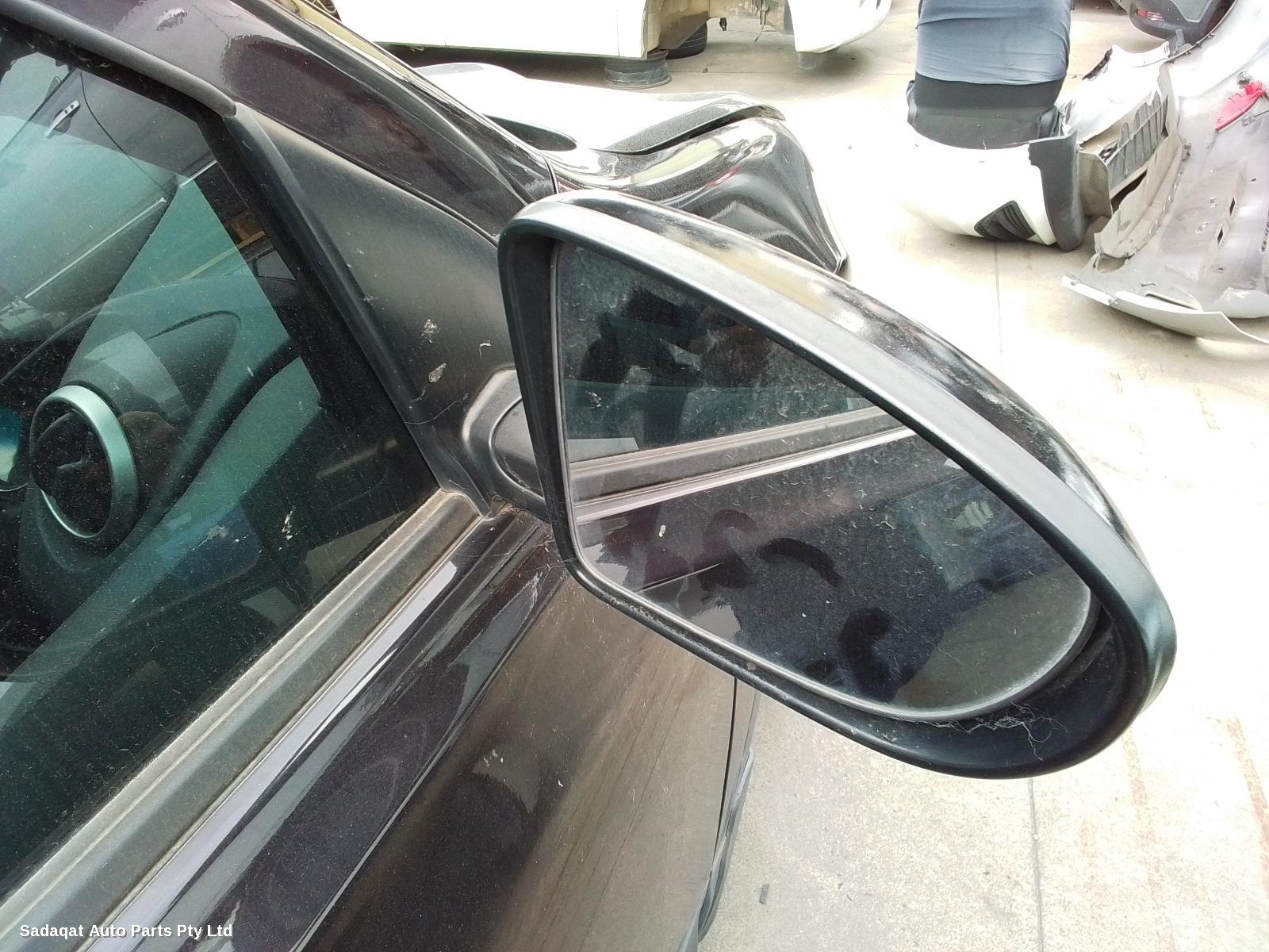 Nissan Dualis Right Front Door