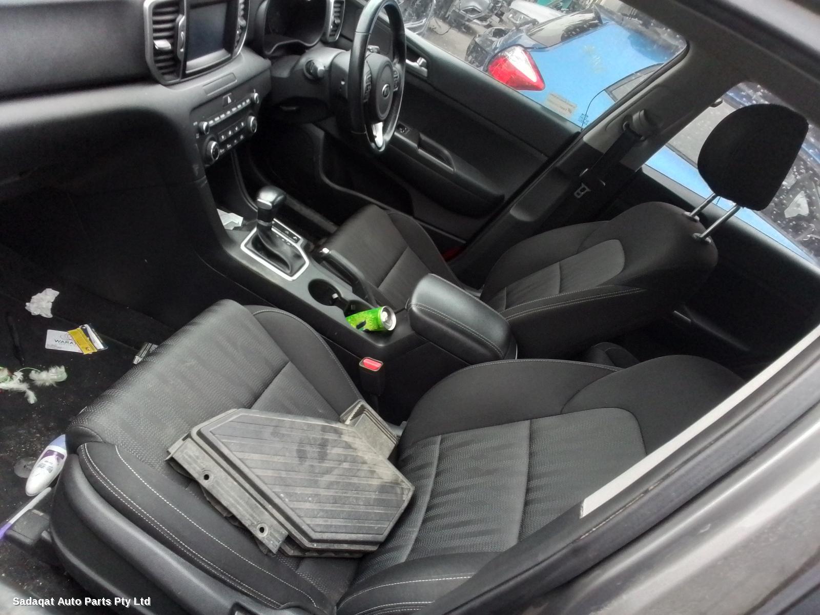 Kia Sportage Courtesy Light