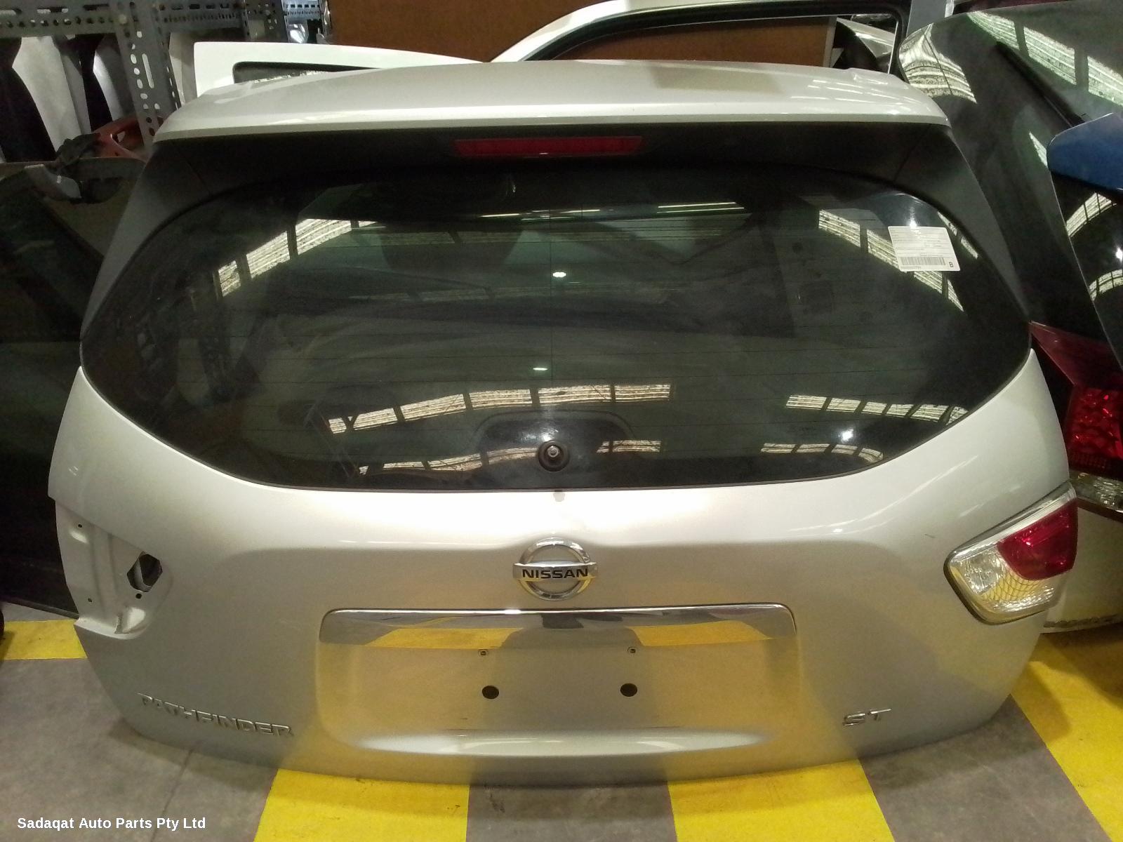 Nissan Pathfinder Bootlid/tailgate