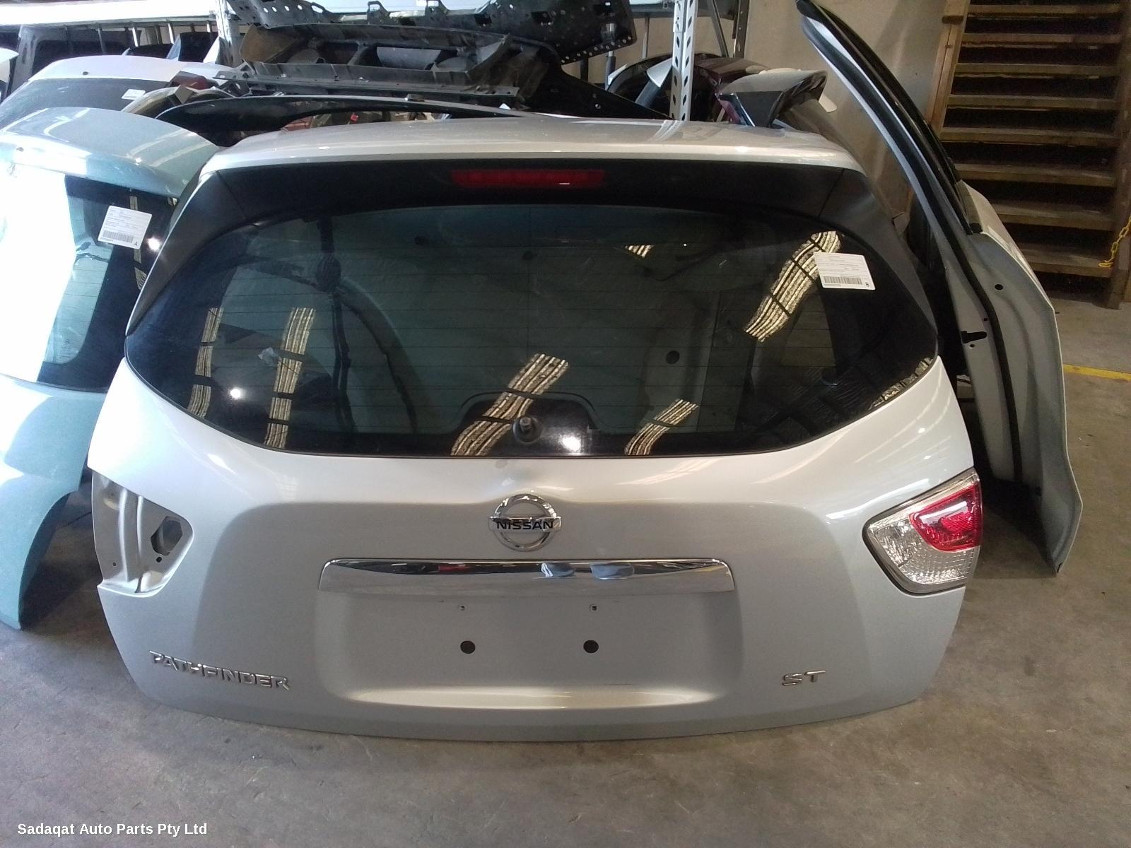 Nissan Pathfinder Bootlid/tailgate