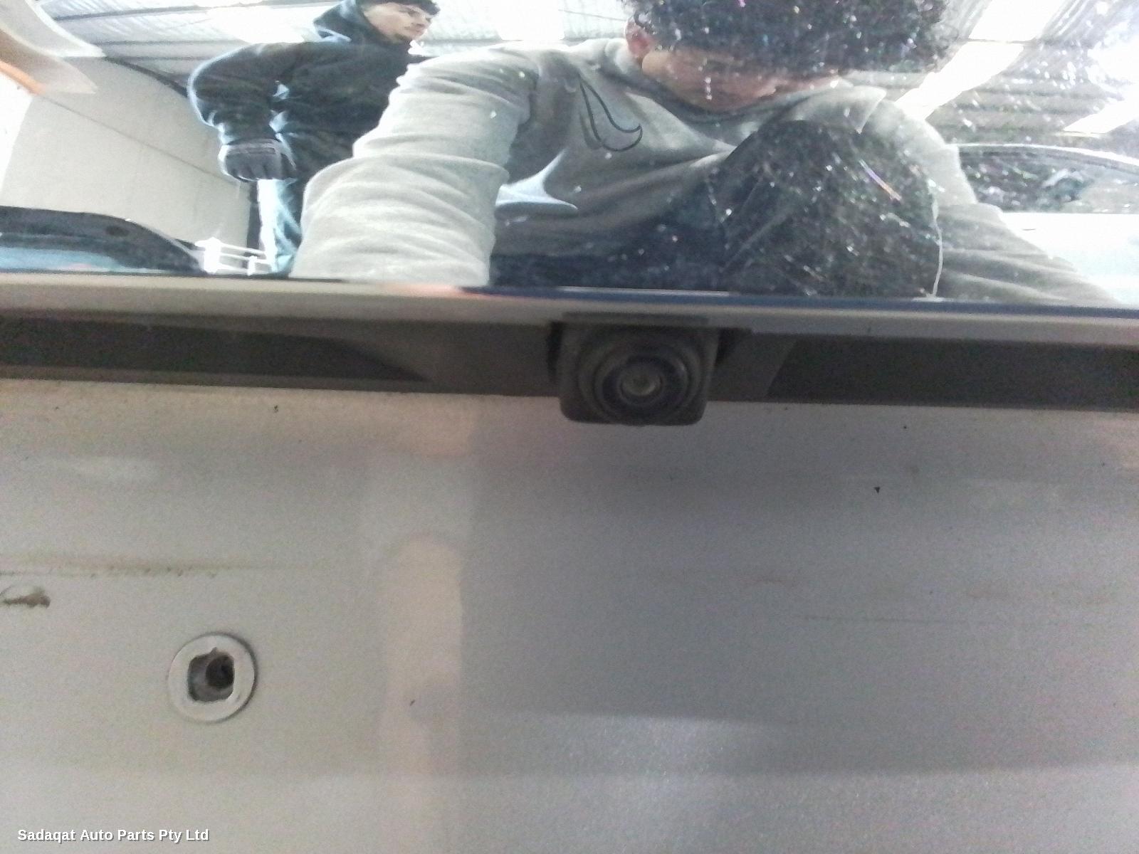 Nissan Pathfinder Bootlid/tailgate