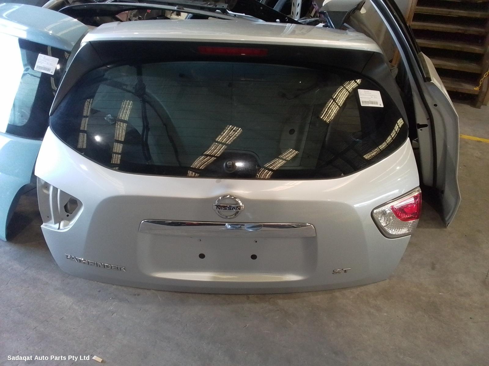 Nissan Pathfinder Bootlid/tailgate