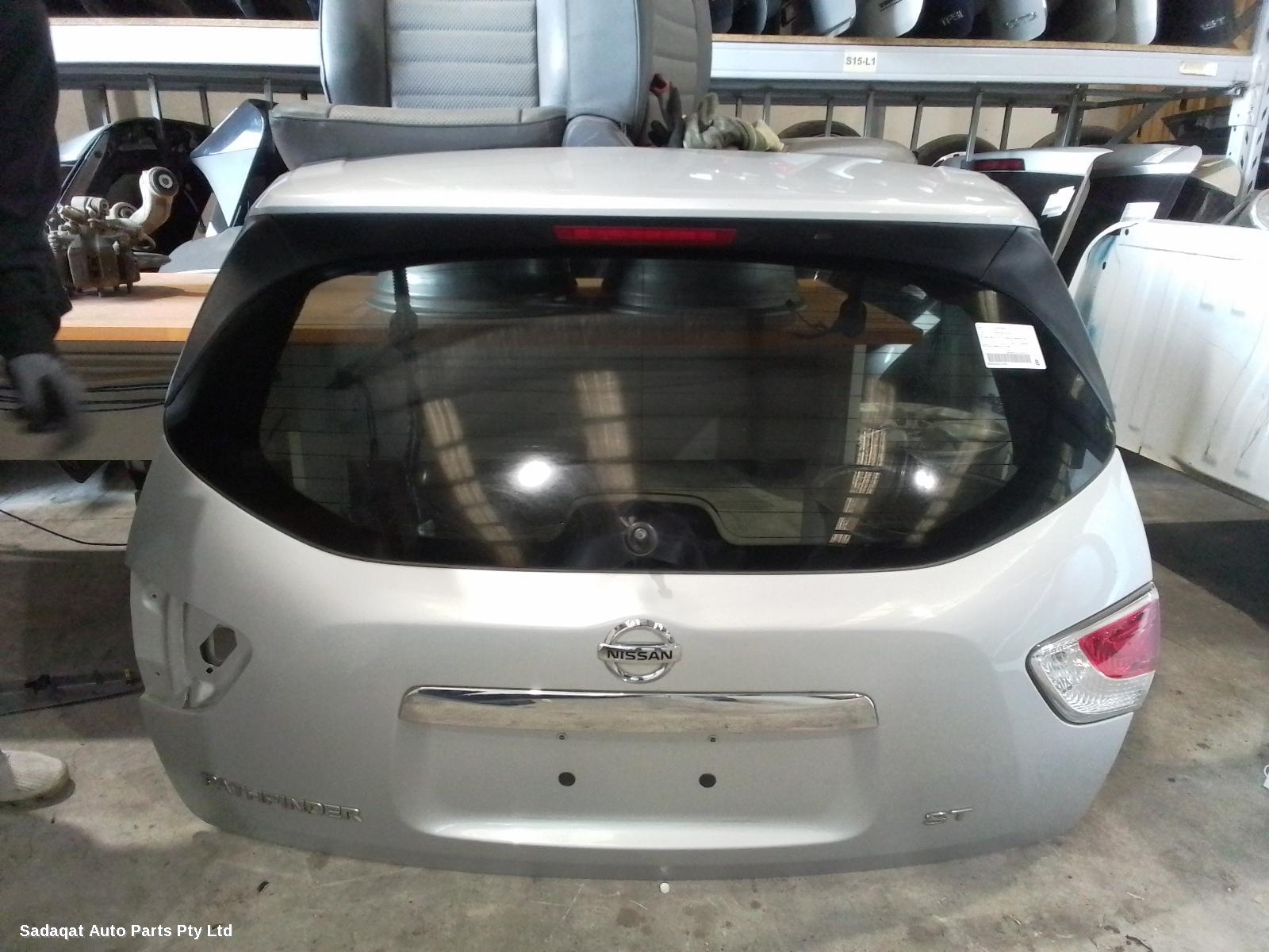 Nissan Pathfinder Bootlid/tailgate