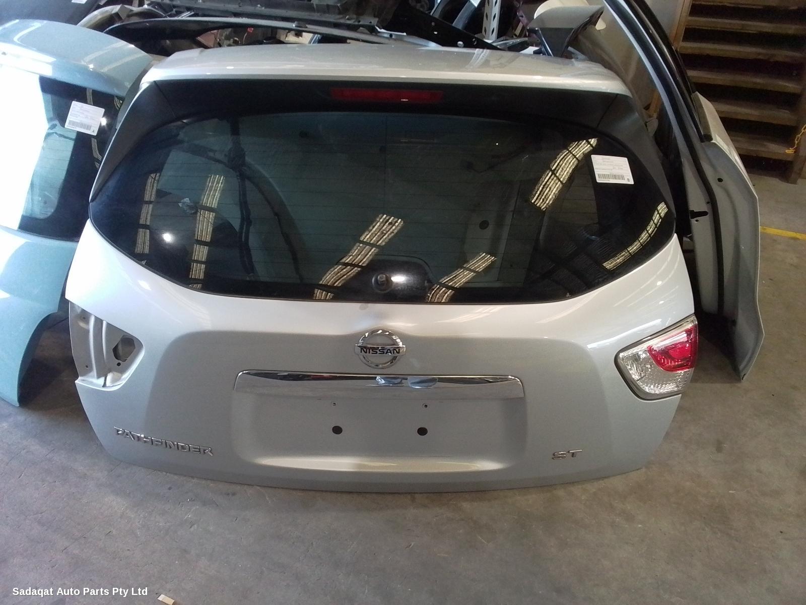 Nissan Pathfinder Bootlid/tailgate