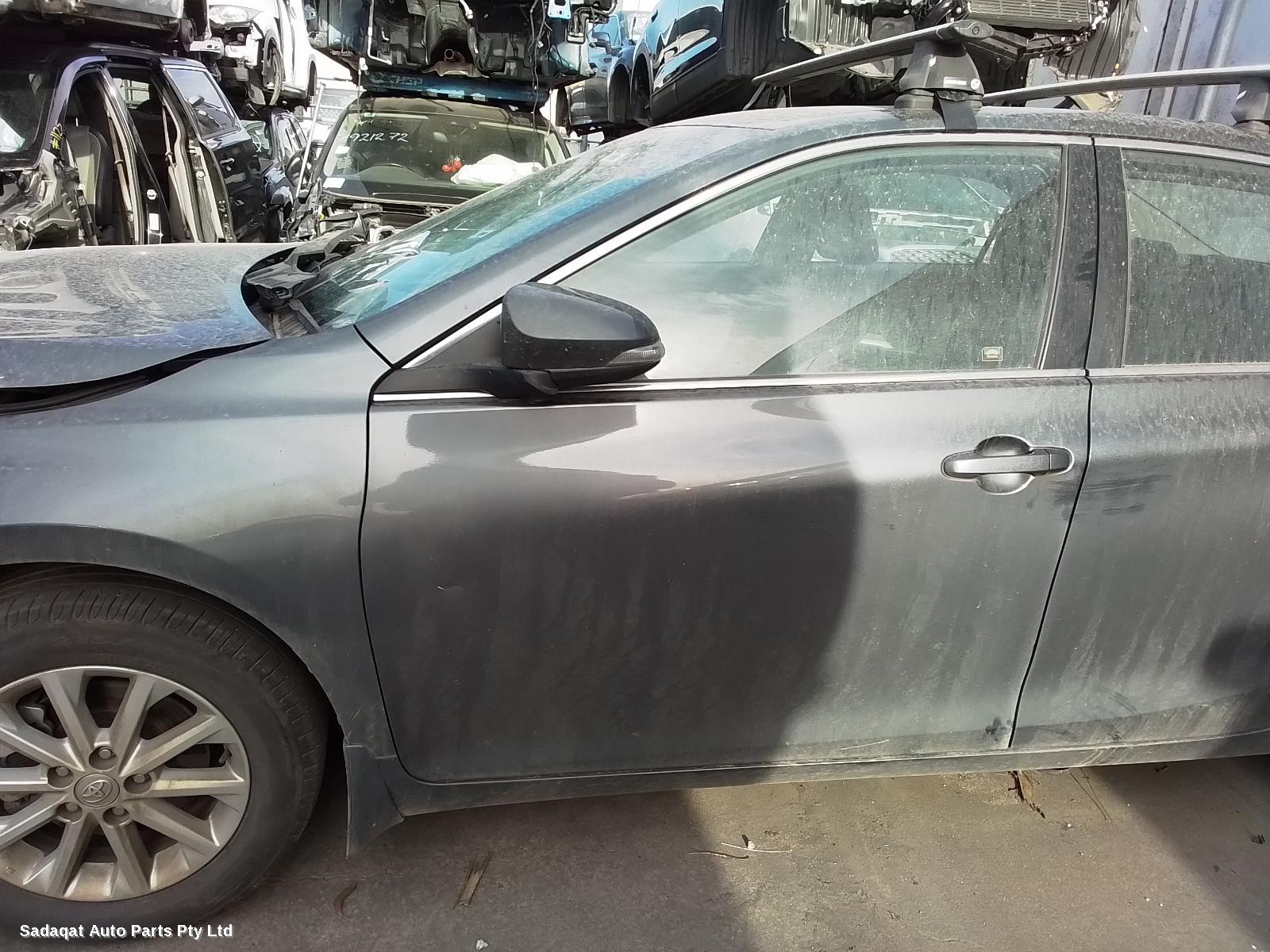 Toyota Camry Left Door Mirror