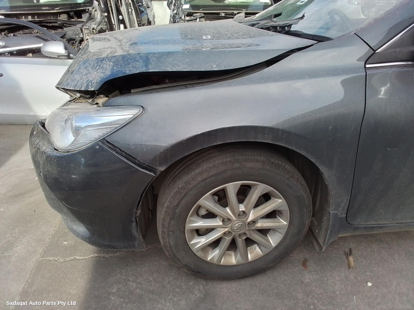 Toyota Camry Left Door Mirror